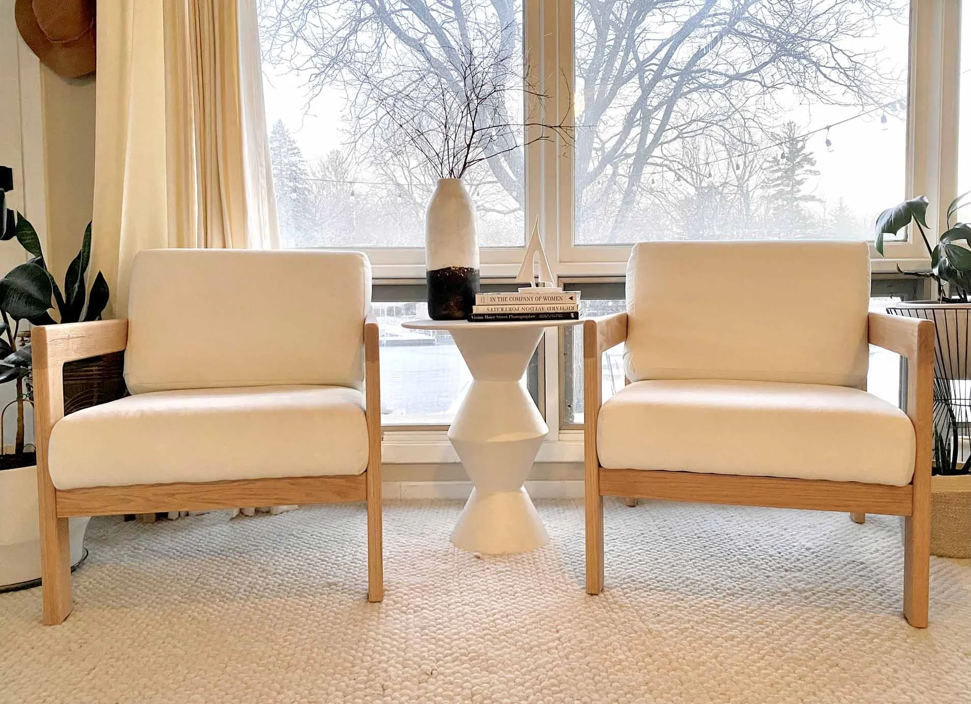 Modern Velvet Lounge Chairs