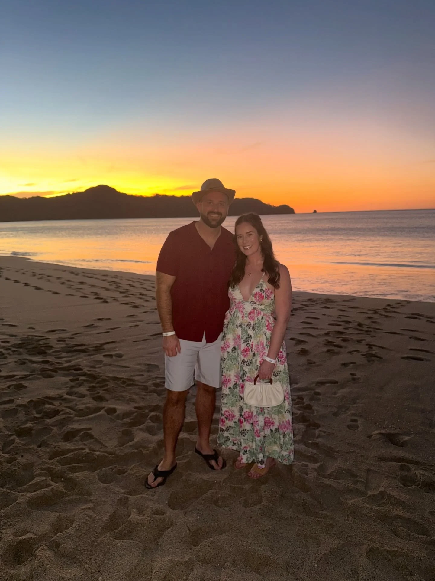 This winter storm has me wishing I was back to 90F in Costa Rica ☀️🌴