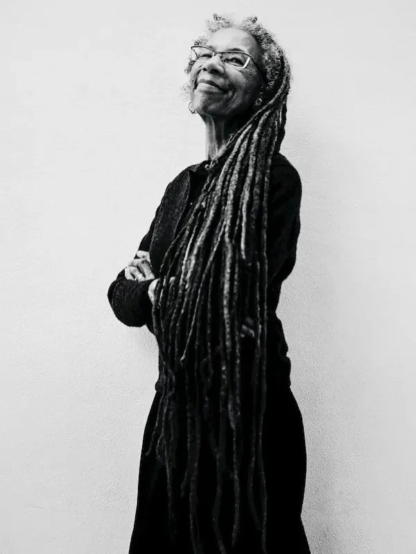 🌺💐 Red for Revolution is inspired by &amp; honors iconic Black women &amp; gender-expansive folks who shaped history through their courage, art, and advocacy. Today, we give flowers to author, activist, organizer, abolitionist, Professor Ruth Wilso