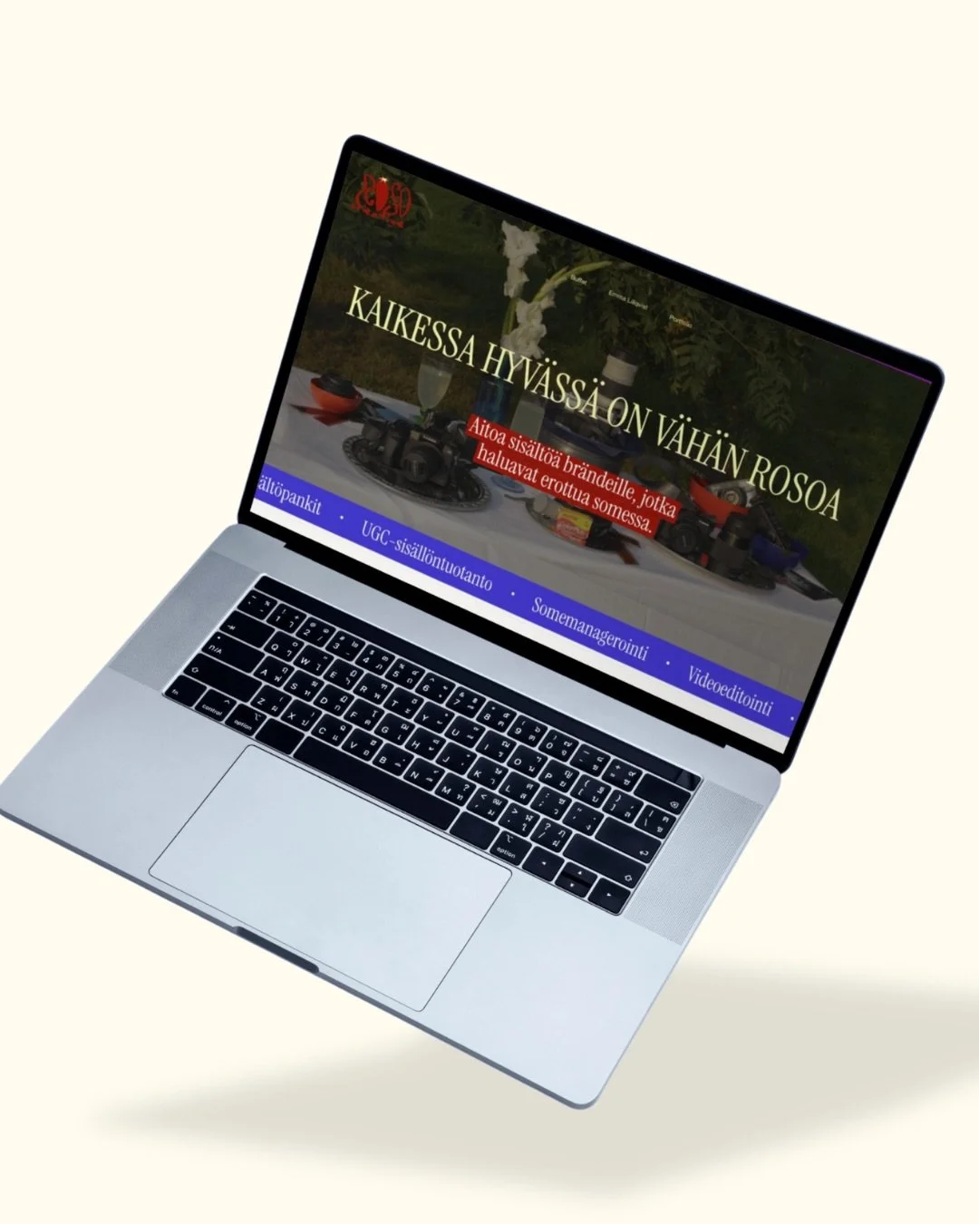 Verkkosivut // Roso Creative ⚡️
Loppuvuoteni t&auml;yttyi toinen toistaan mielenkiintoisemmista projekteista, ja t&auml;ss&auml; yksi niist&auml;! 🤩

Loimme Emmalle ihanat verkkosivut, jotka tukevat h&auml;nen luovaa yritt&auml;jyytt&auml;&auml;n va