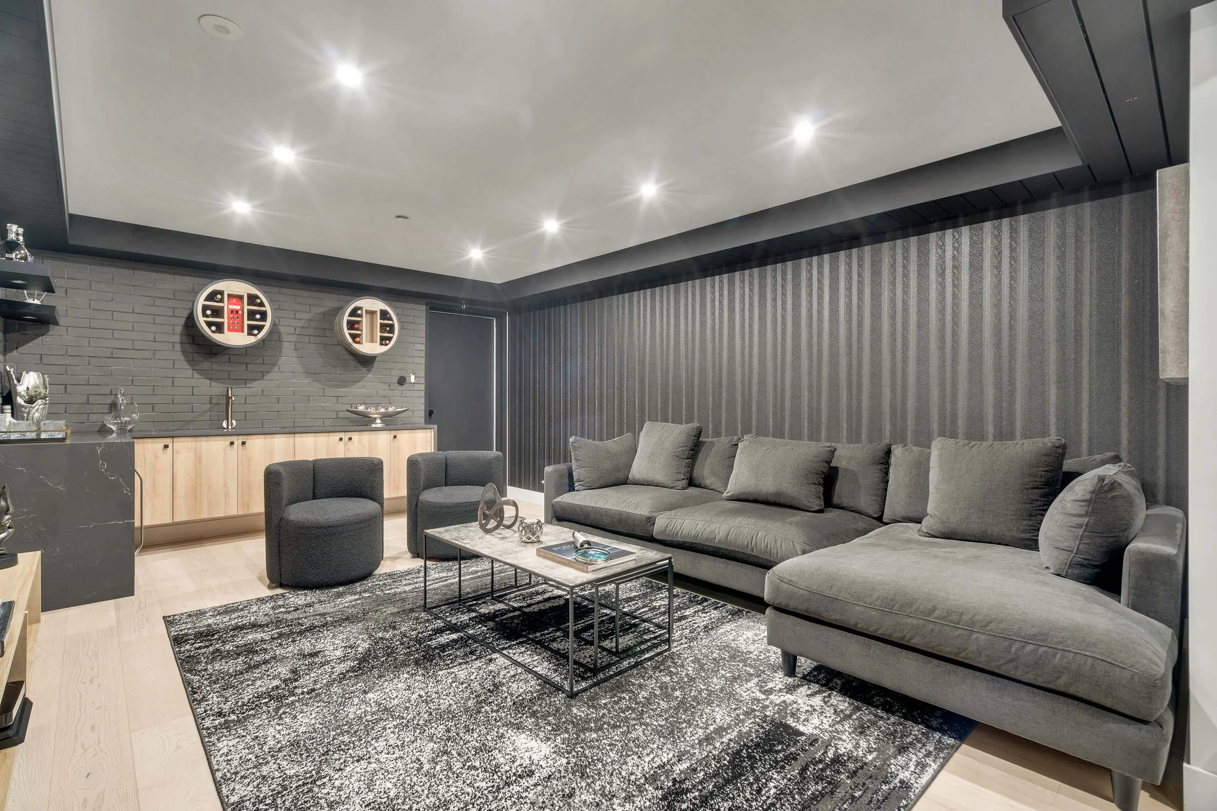 39-15377 Marine Drive White Rock,.jpg
