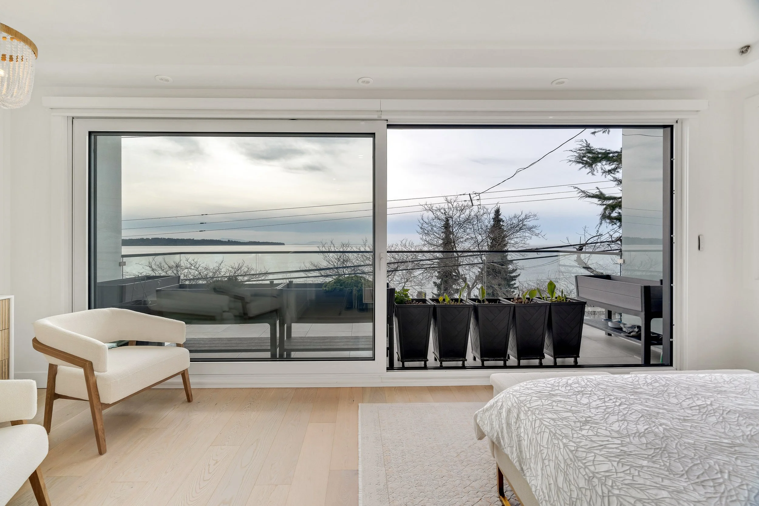 30-15377 Marine Drive White Rock,.jpg