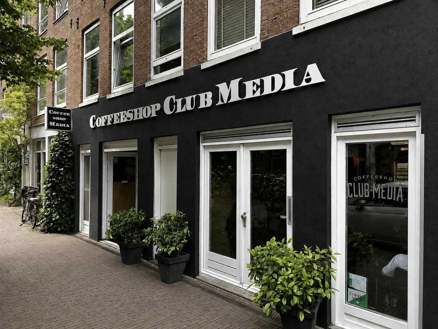Club Media storefront and entrance on Gerard Doustraat in Amsterdam