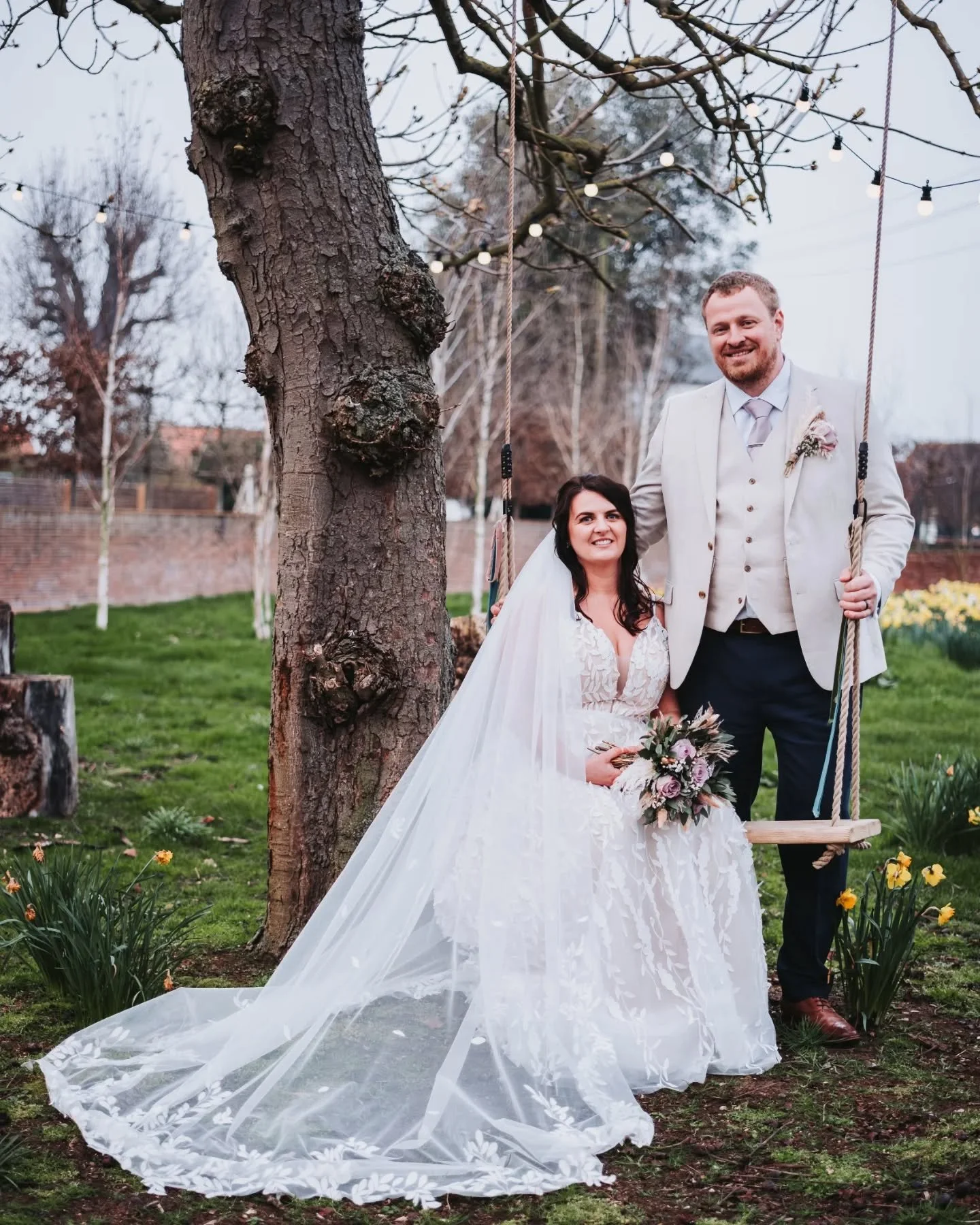 Gallery delivered for Zo&euml; &amp; Andy at @vaultymanor 🤍

Vaulty Manor is just down the road from me so it's always a pleasure to shoot there. Zo&euml; &amp; Andy were completely themselves all day. No fuss, no forced moments, just a really genui