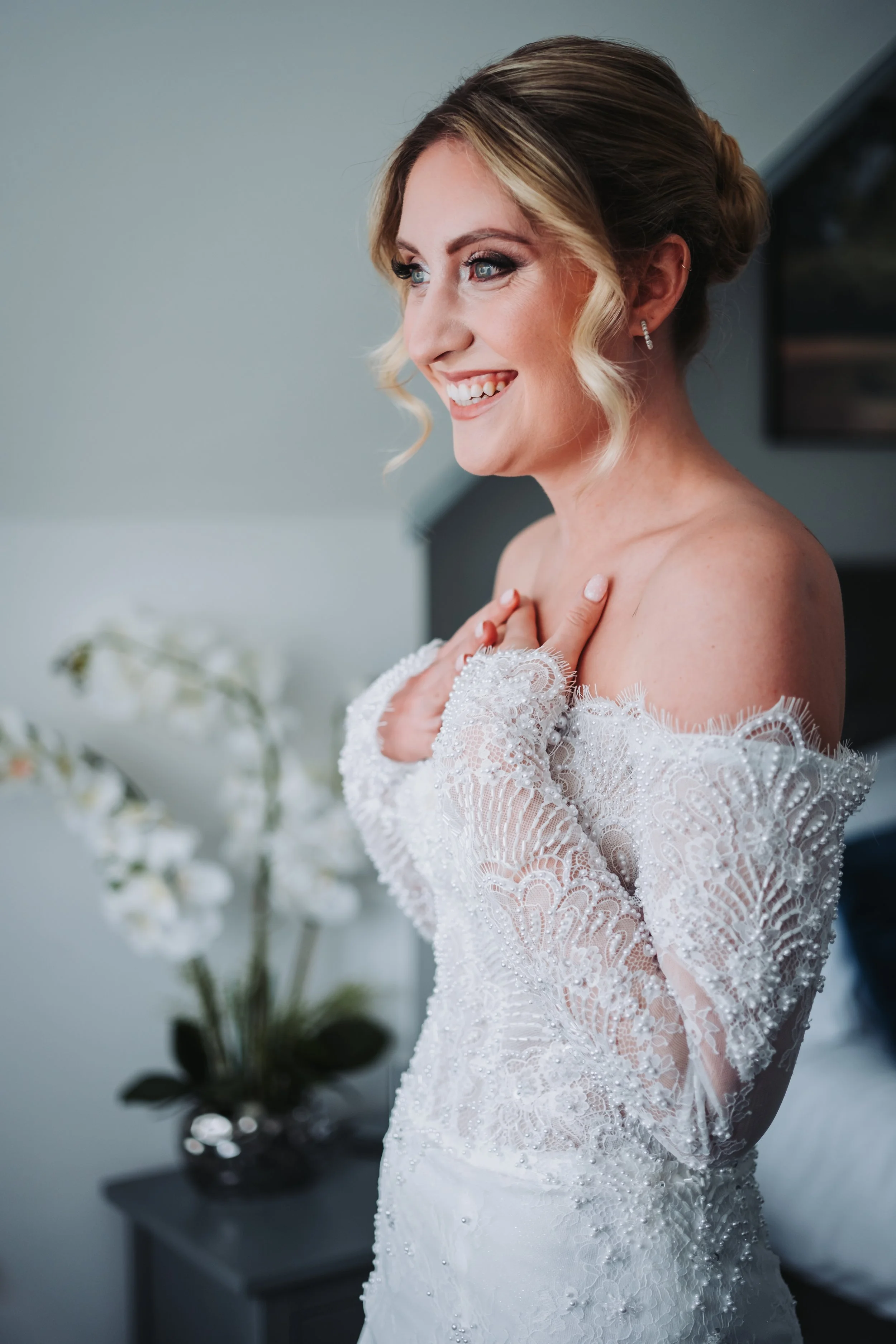 Essex Wedding Photographer - The Warren Estate