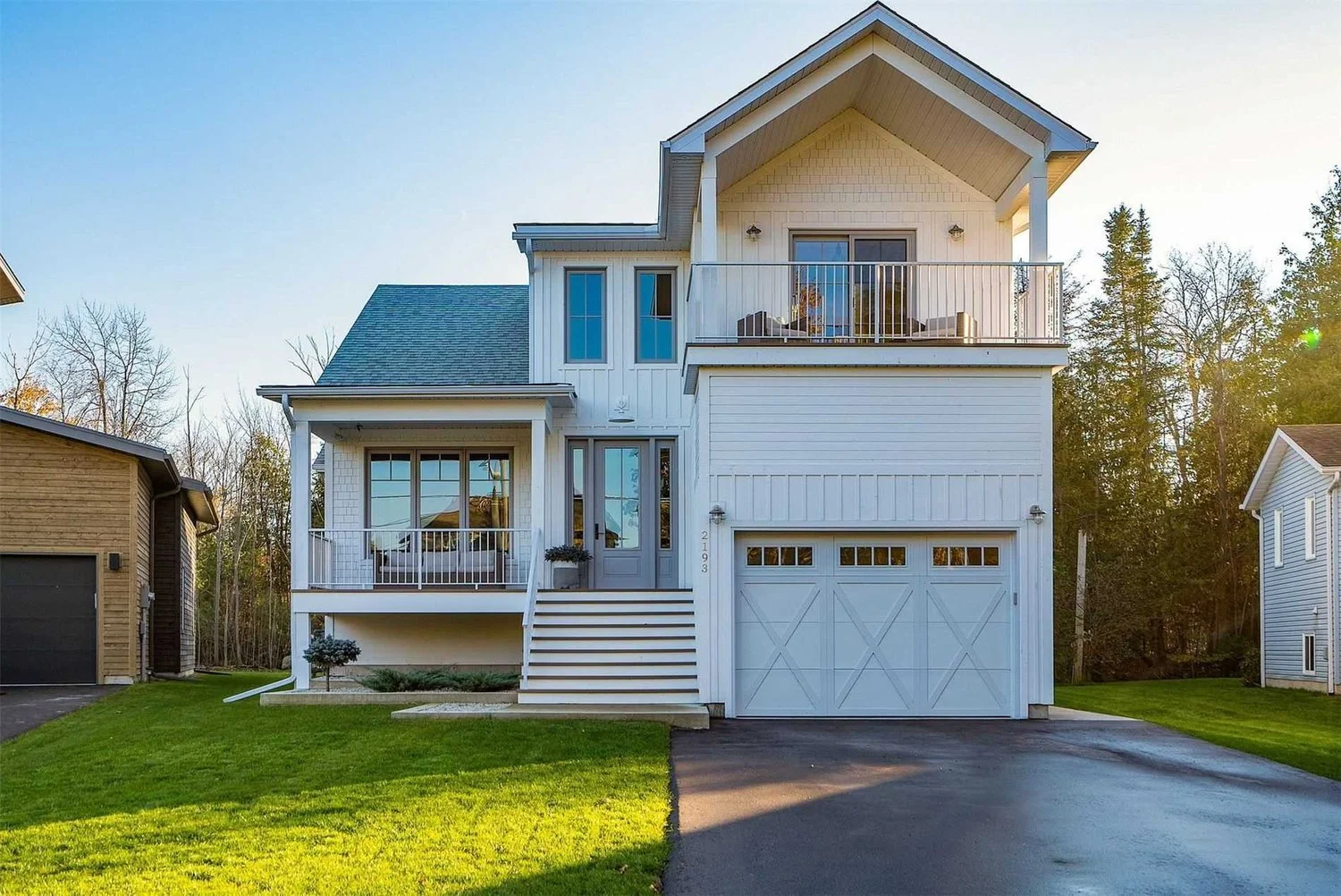 CRAFTSMAN BEACH HOUSE