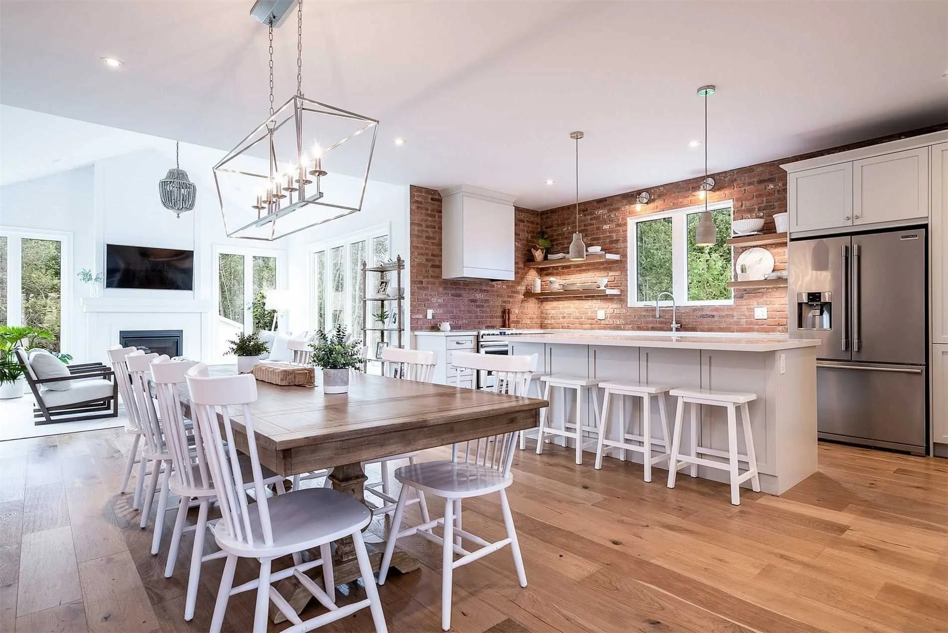 kitchen1.jpg