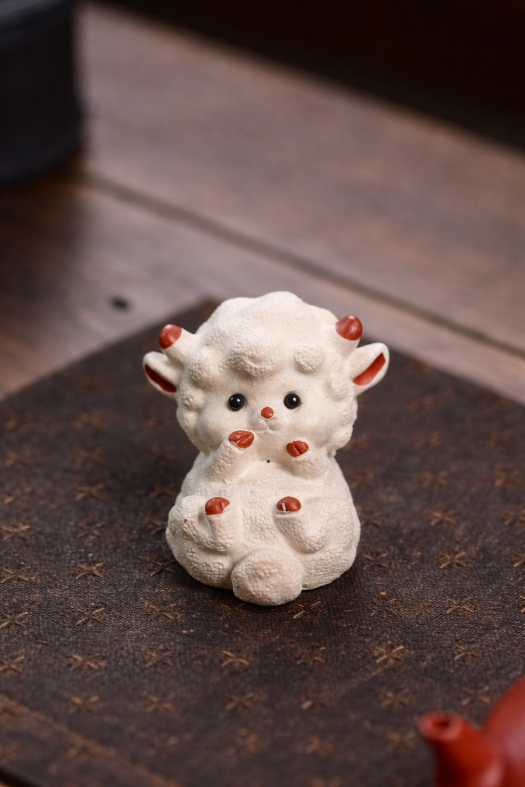 Purple Clay Little Lamb Tea Pet
