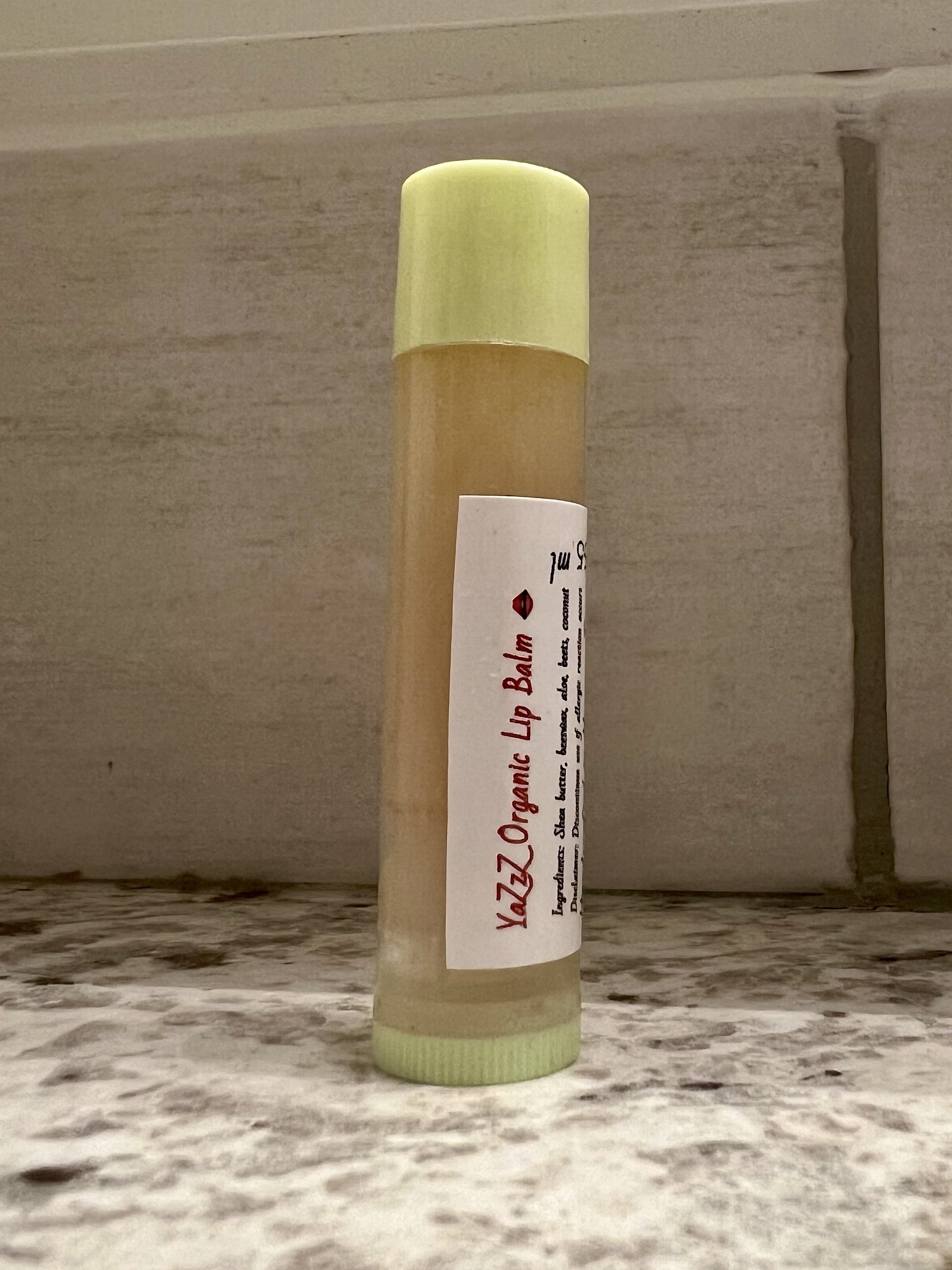 Yazzz Organic Honey Lip Balm 🍯