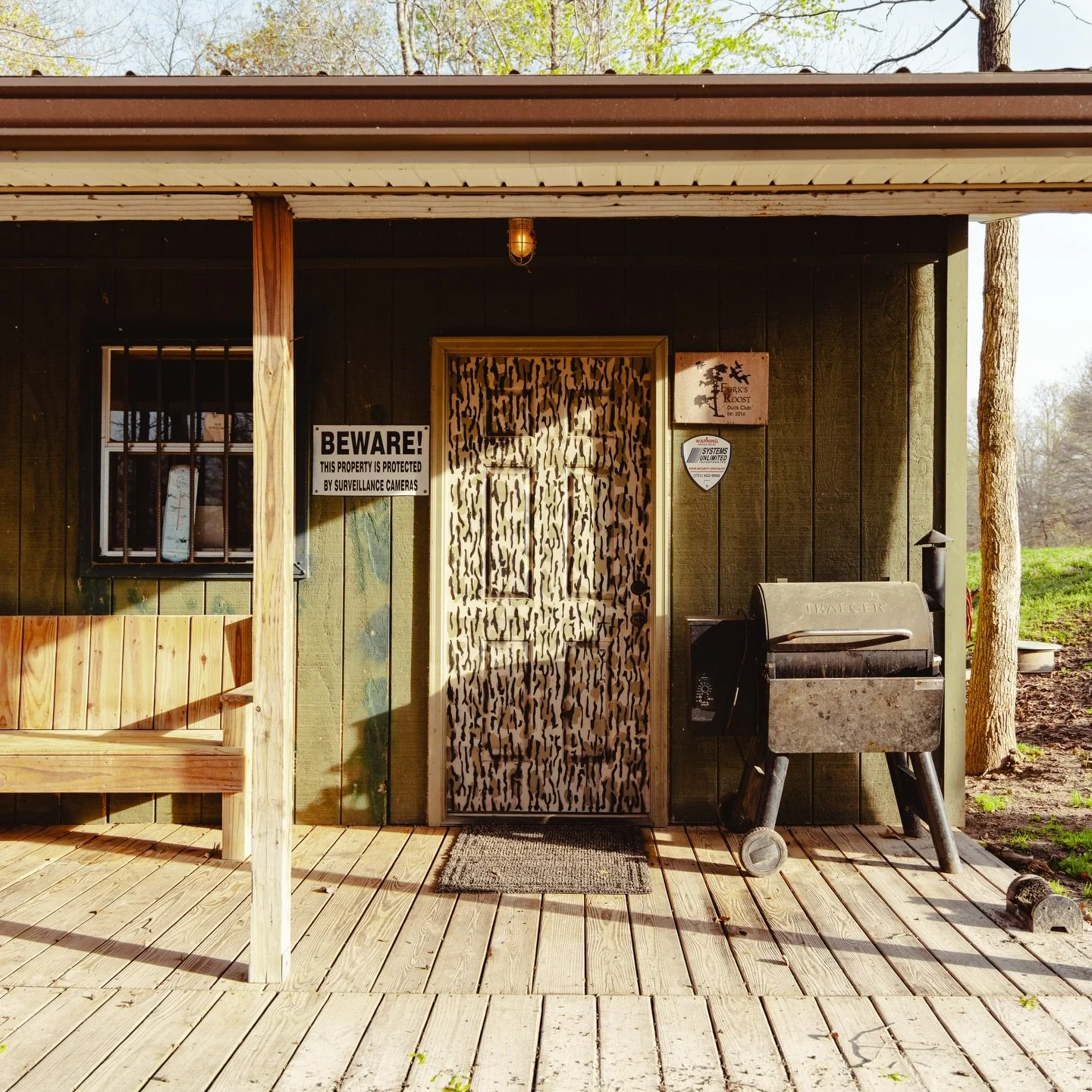 Forks Roost | 35.98 +/- Acres | Trenton, TN | $2,995,000
- 
Positioned just off Bluff Road in Trenton, Tennessee, this premium waterfowl ground is set in one of West Tennessee&rsquo;s most proven flyways, known for consistent duck traffic year after 