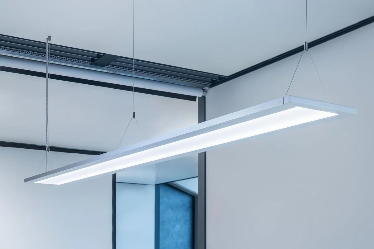 The TRILUX Luceo suspended luminaire