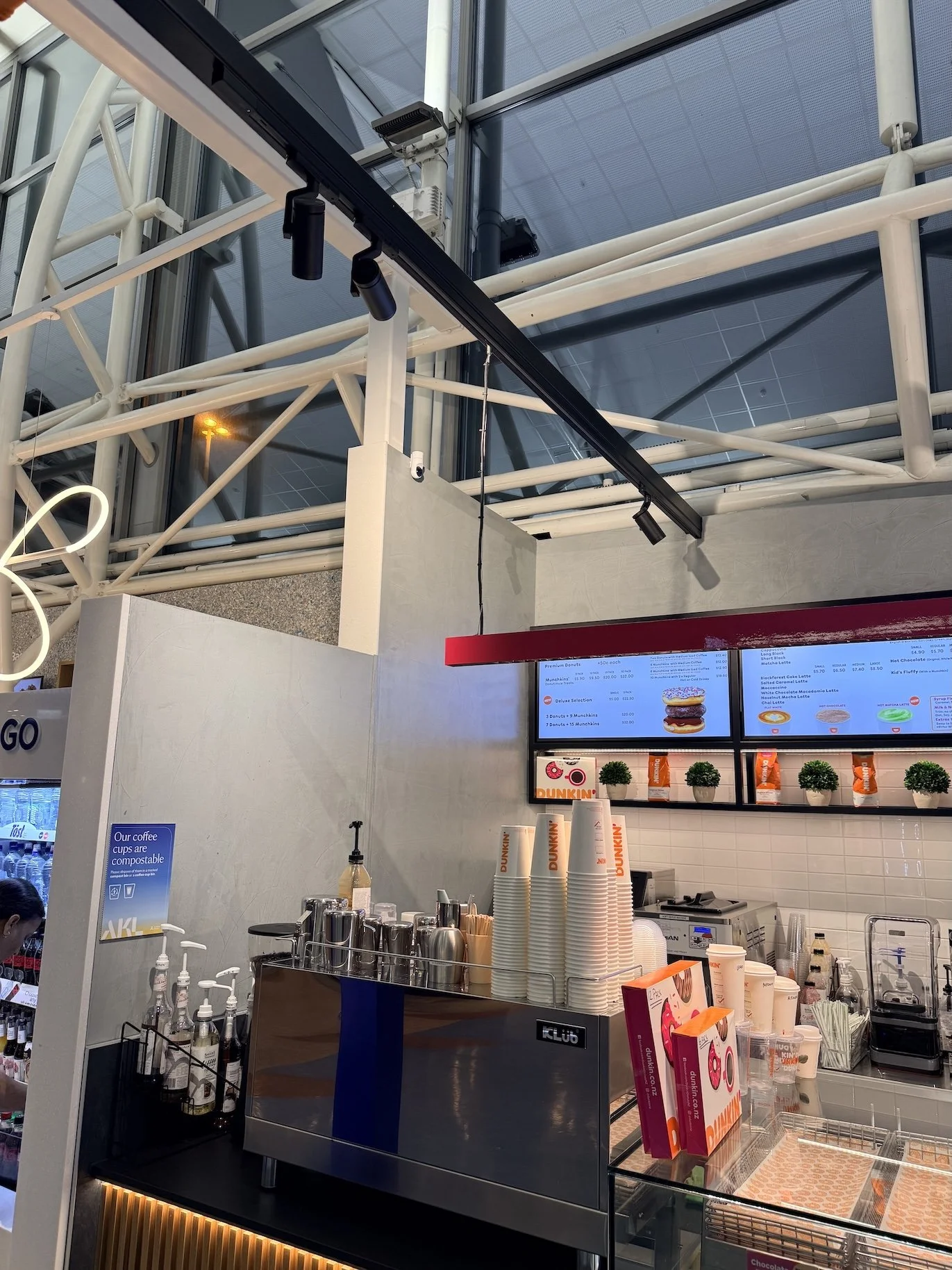 Dunkin Donuts Auckland International Airport