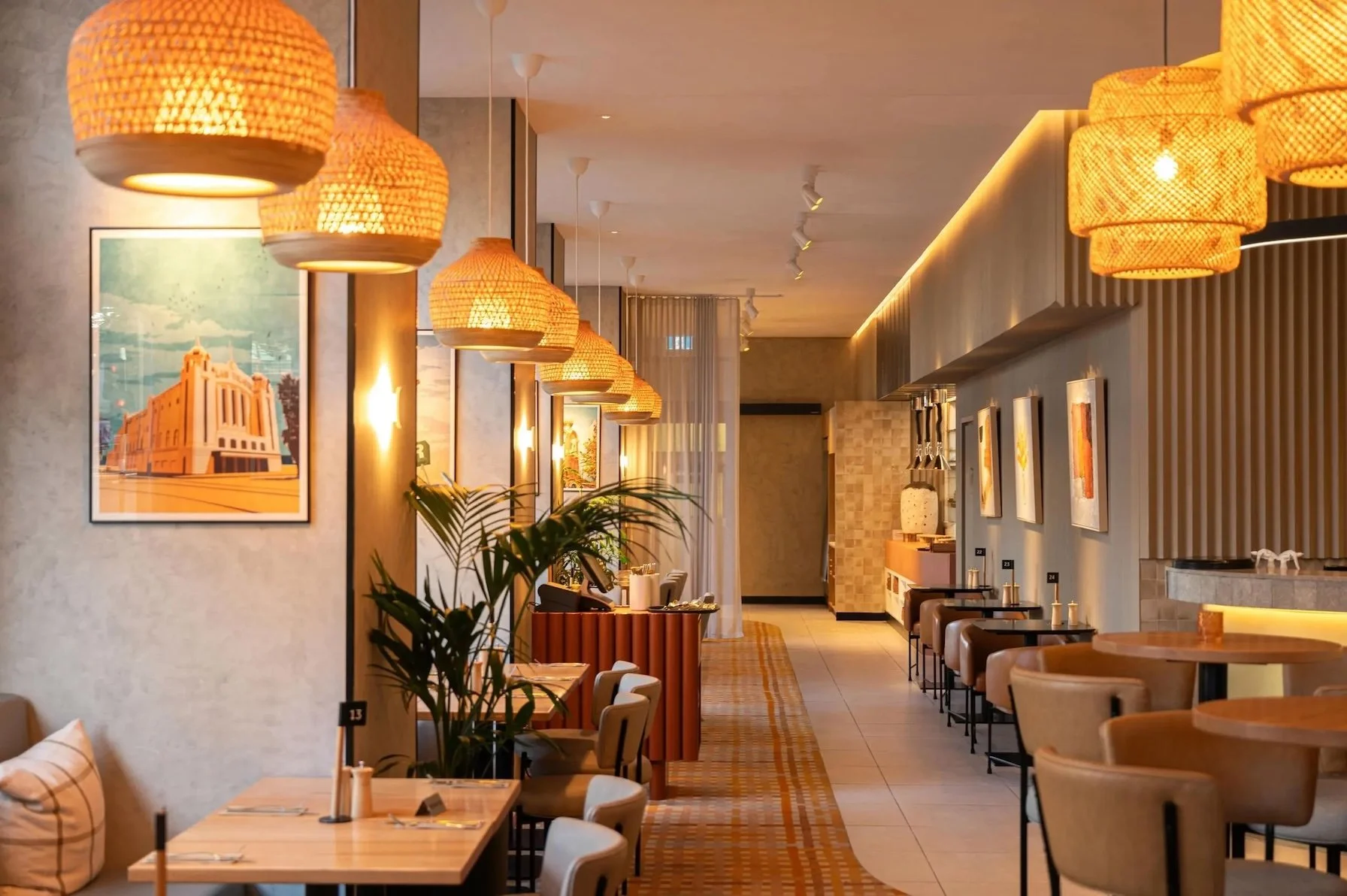 Restaurant design and lighting
