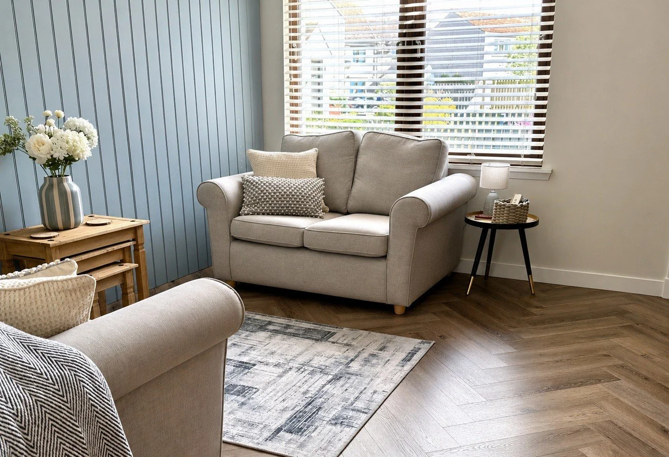 Living Room 3.jpg