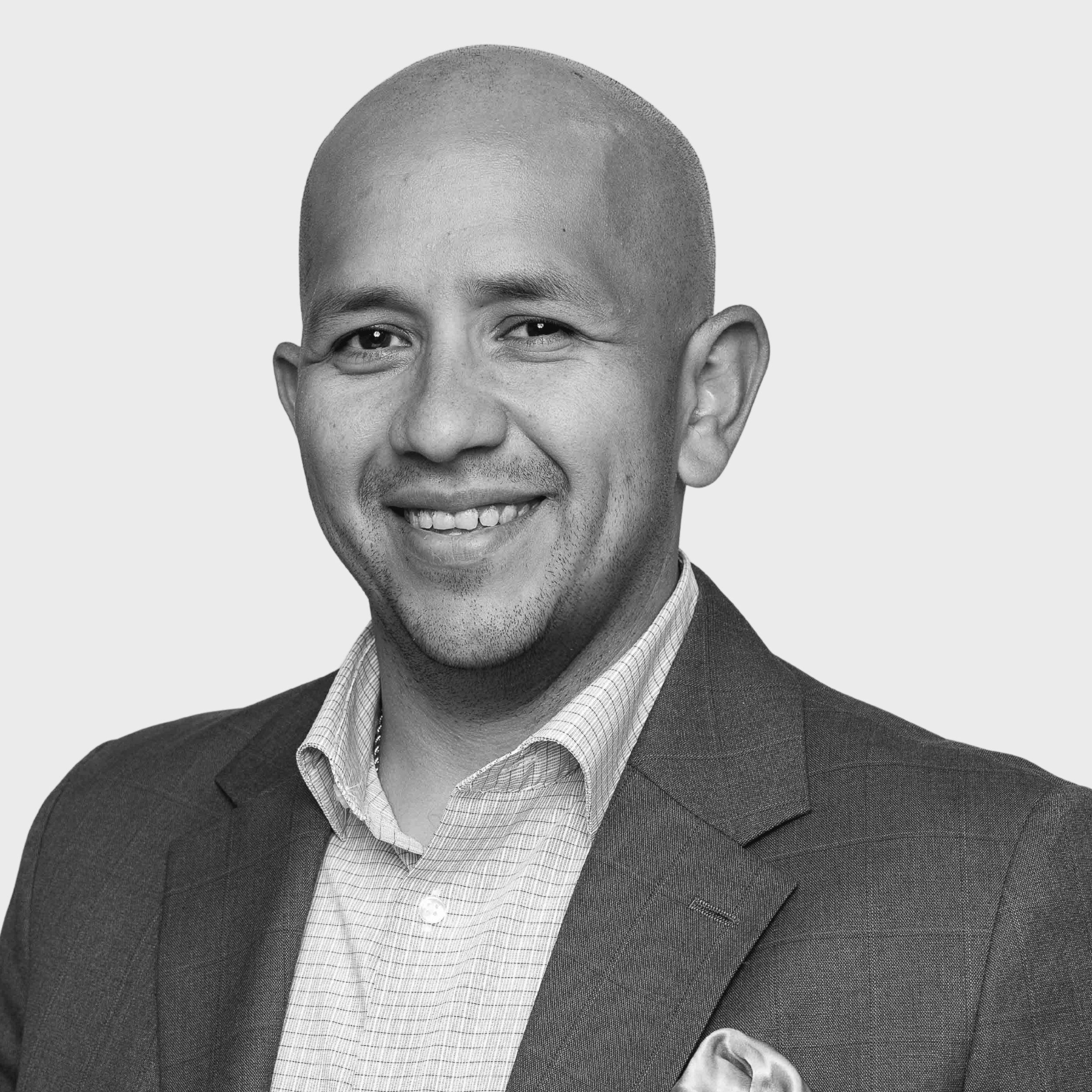 Samuel Mena headshot