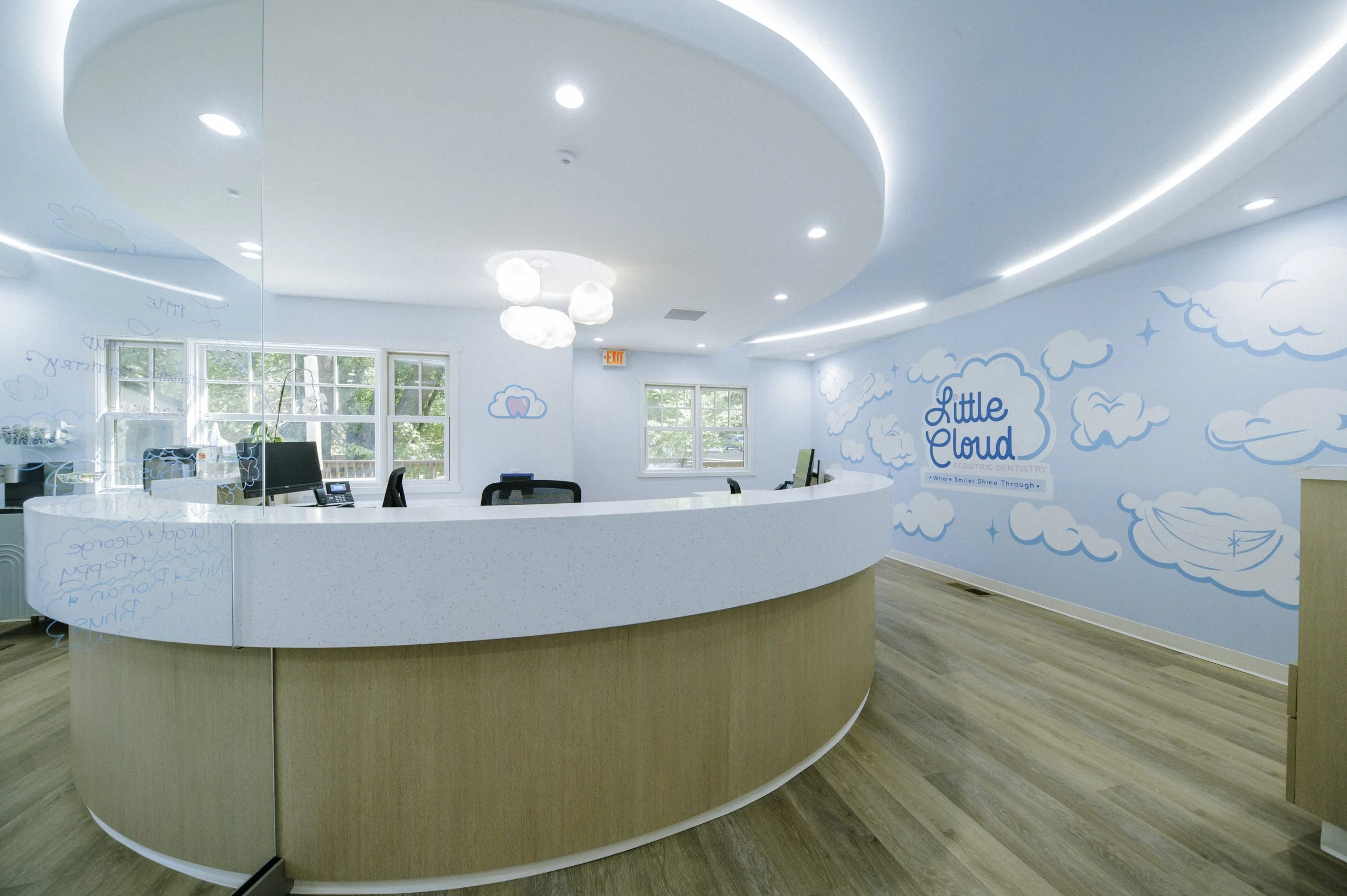 RECEPTION DESK W:LIGHTS.jpg