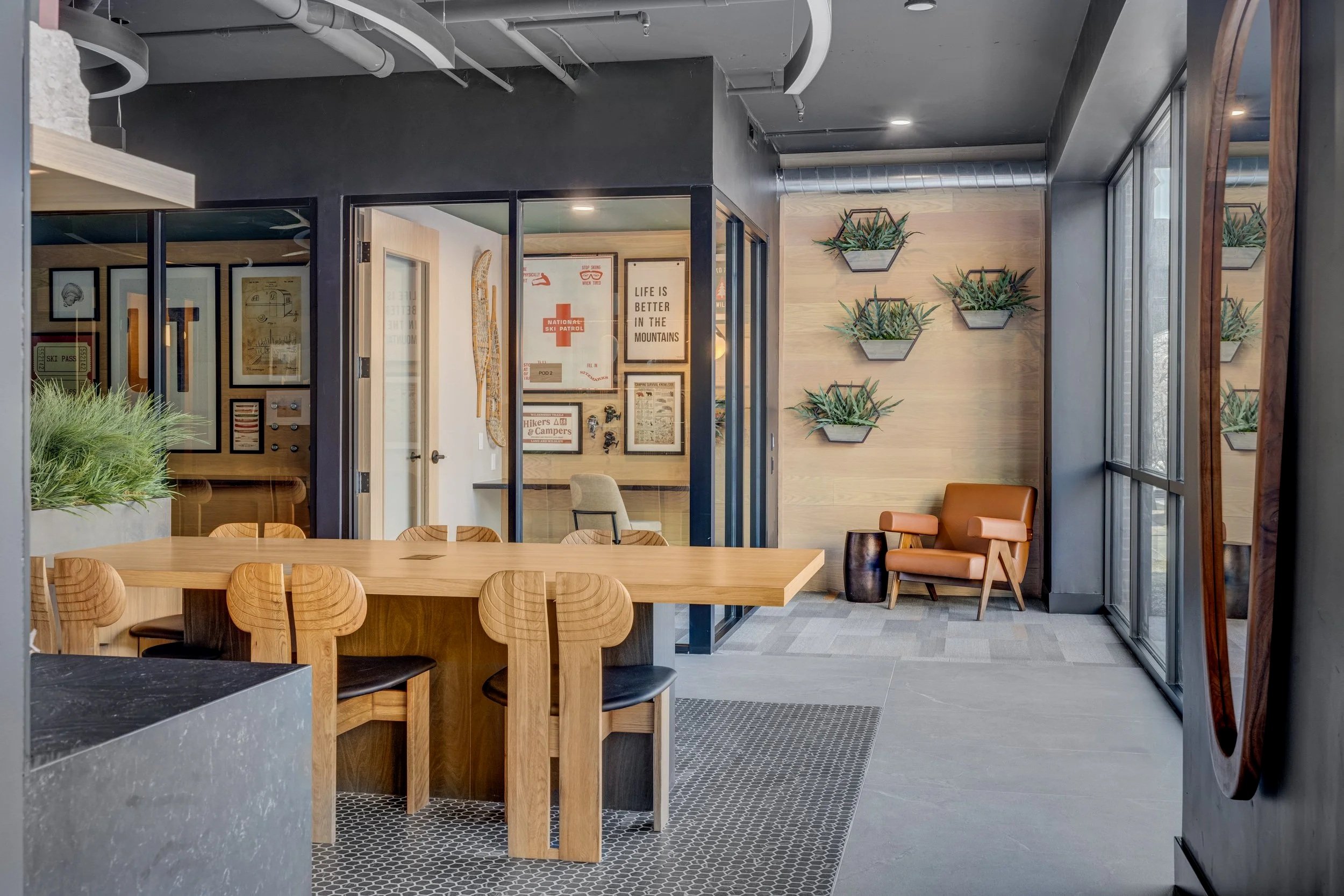 Apt Design And Build
