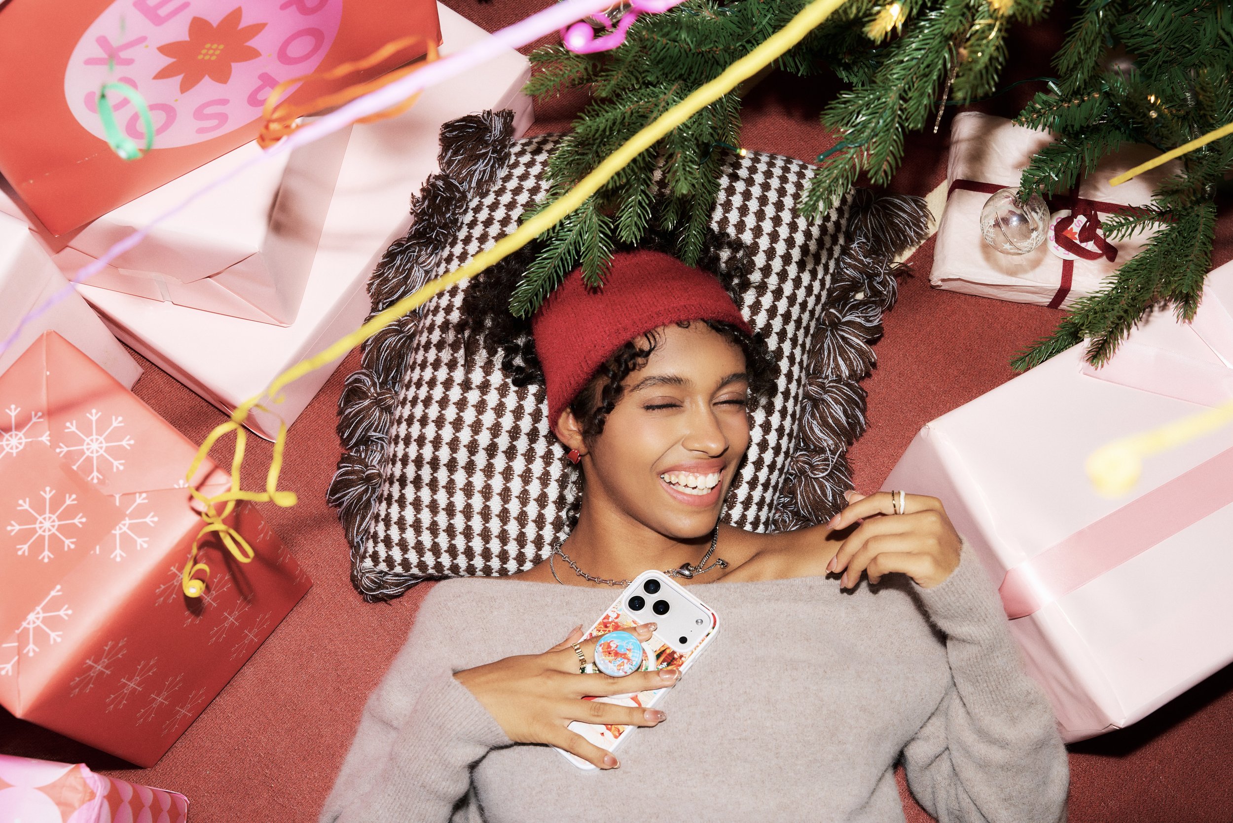 HolidayPomp_ColoredImage_10 1.jpg