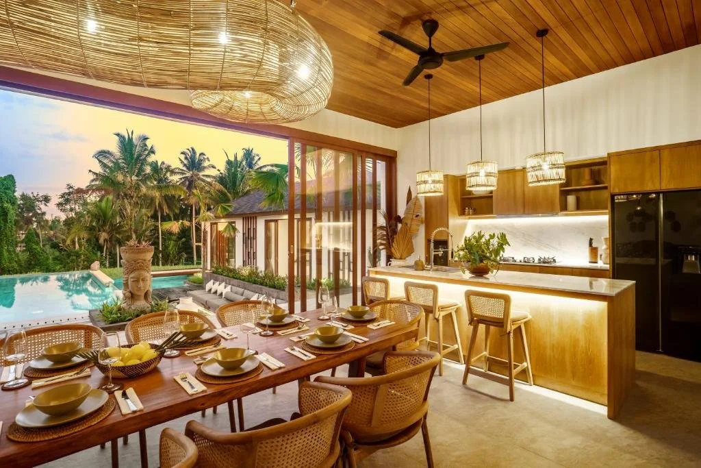 dining-area.jpg