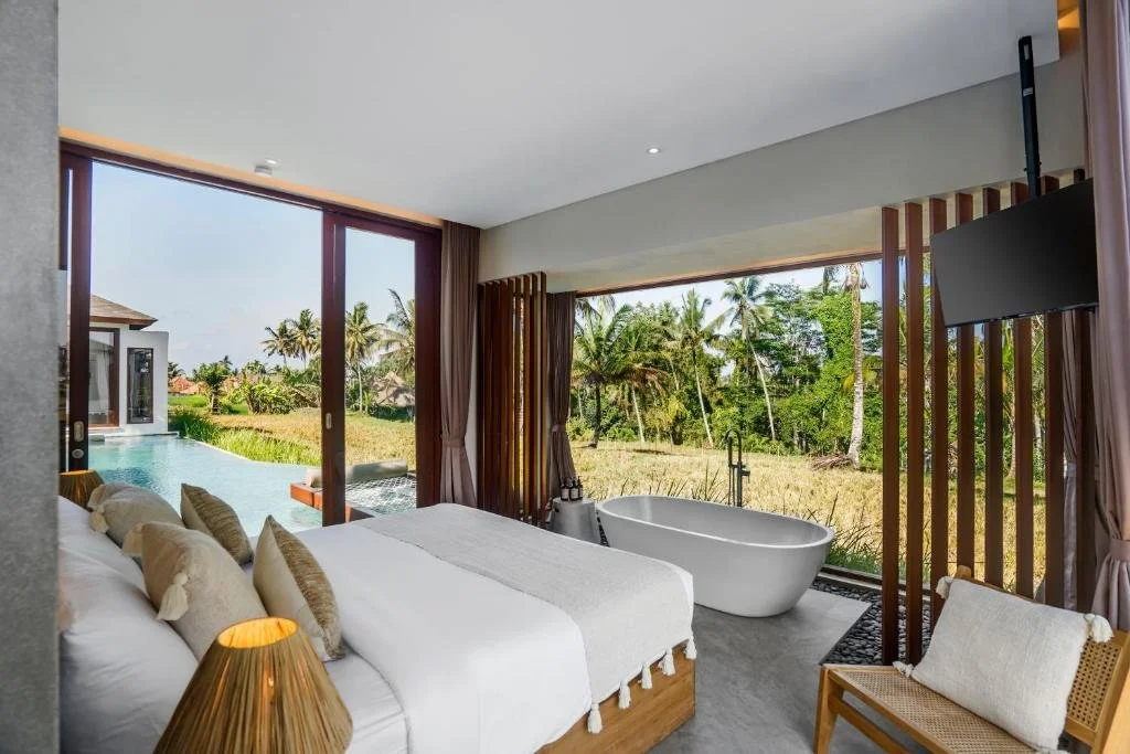 mia-bedroom-with-bath.jpg
