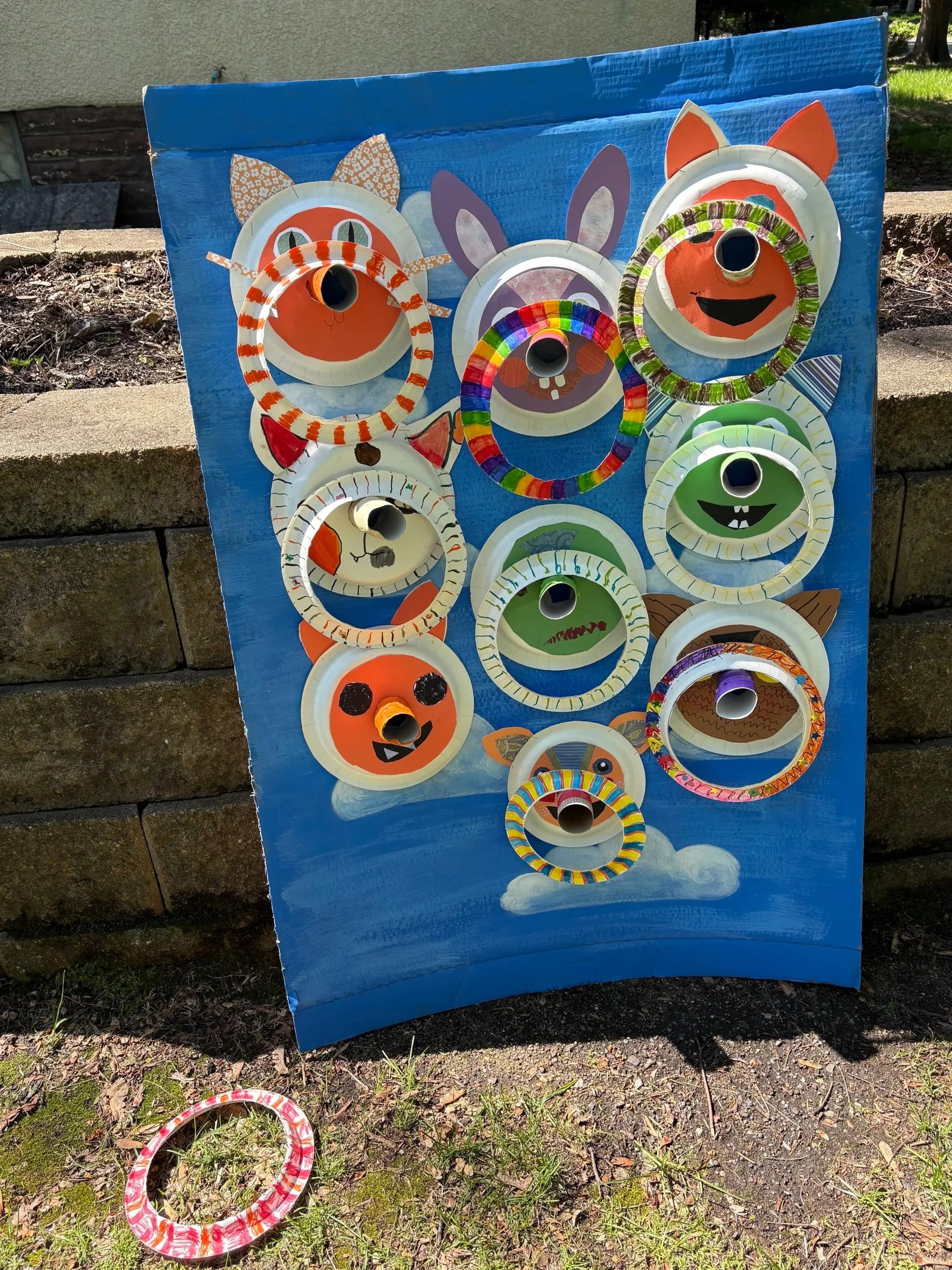 Mapmaker's collaboratively made a ring toss carnival game with ArtStart.