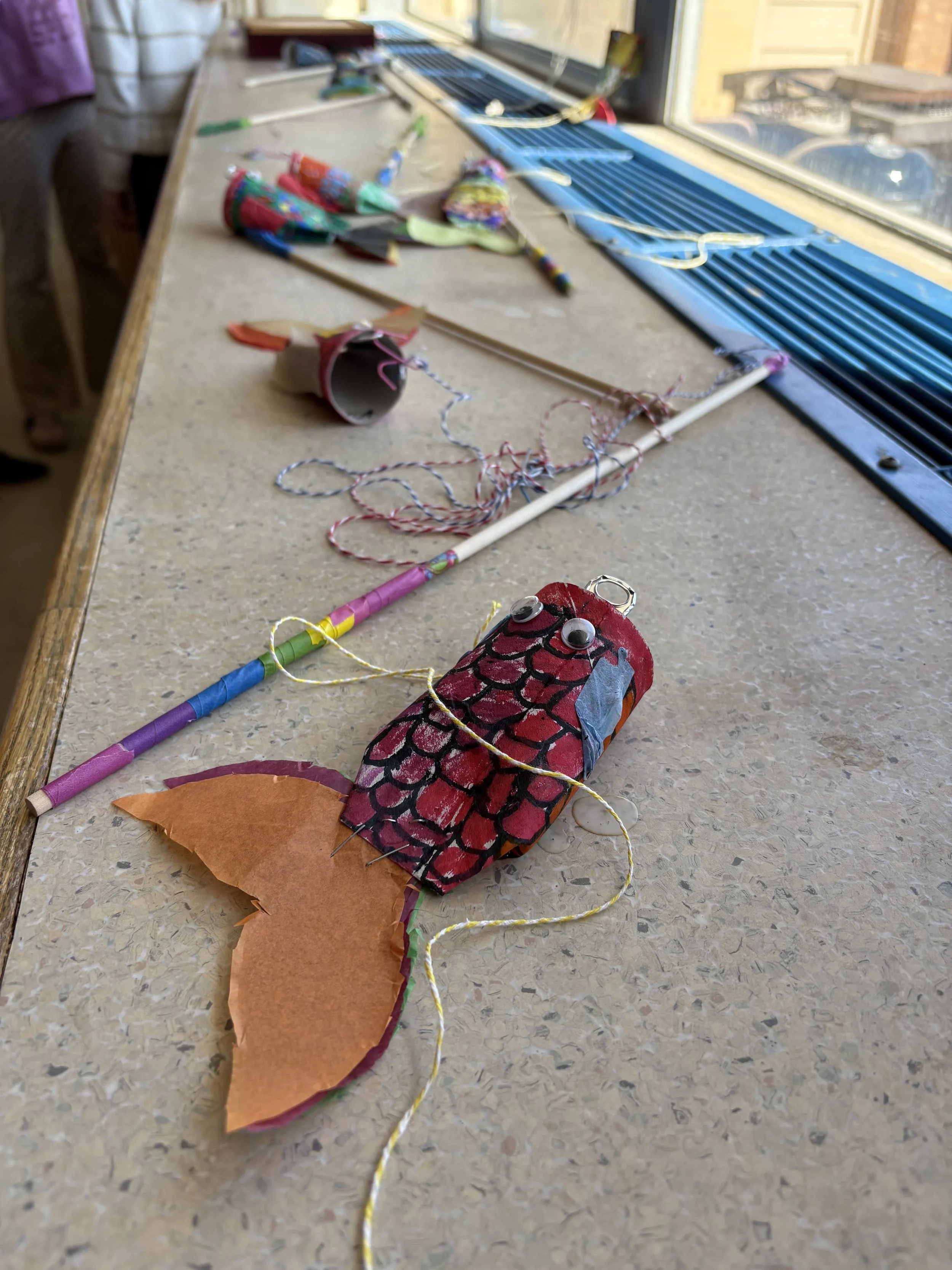 Navigators making carnival games with ArtStart.