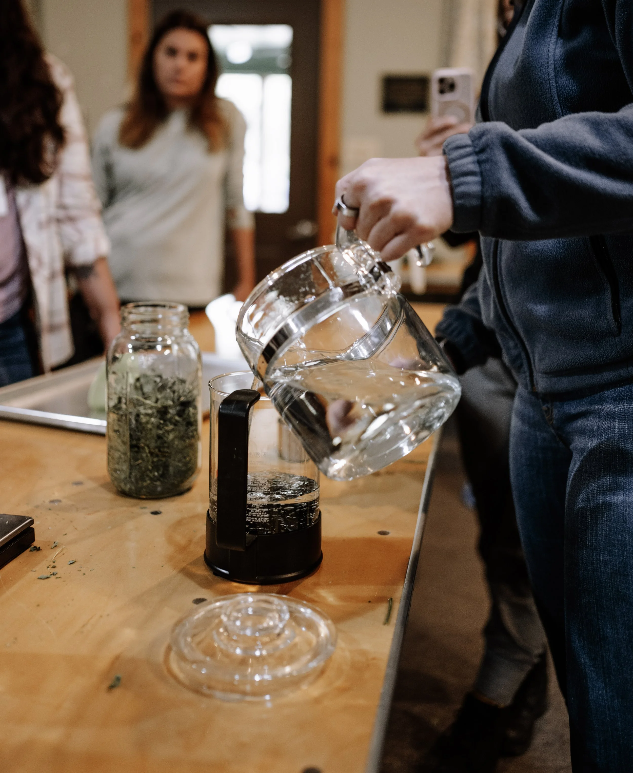 deep roots herbal class 5 (70).jpeg