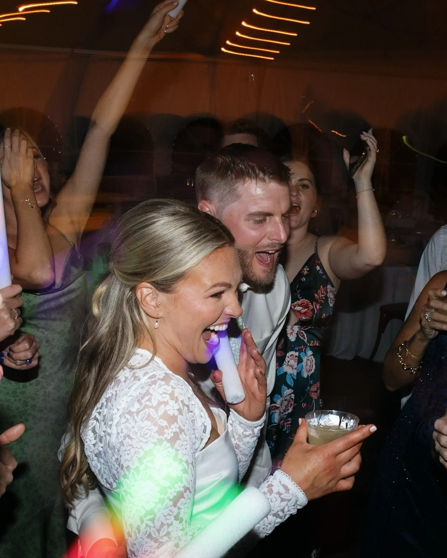 Those Spring &amp; Summer dance floors were NO joke 😮&zwj;💨🪩 

I&rsquo;m so excited for my craziest season yet to start, but I absolutely cannot wait for more insane dance floors 💃🕺