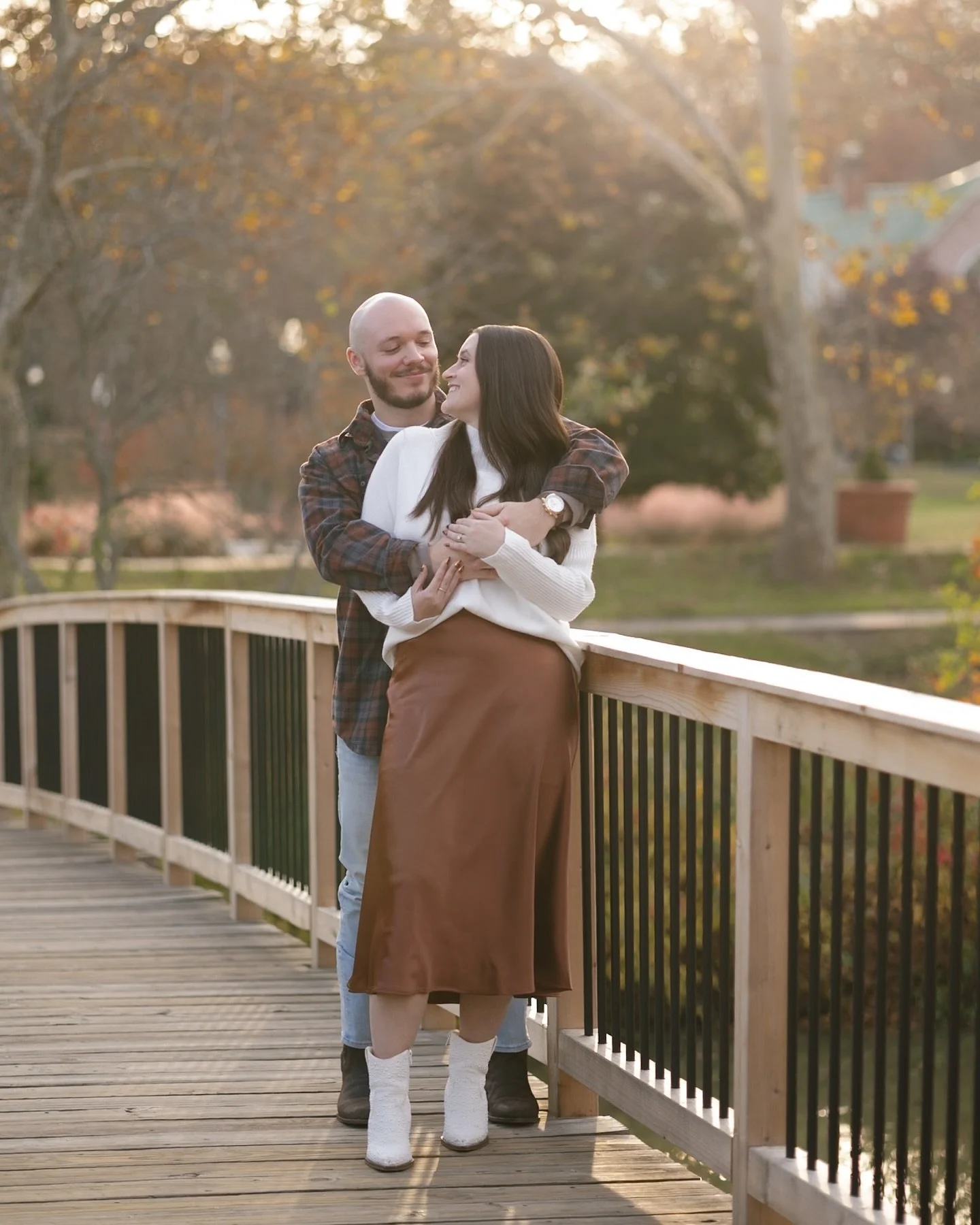 Jen and Dylan&rsquo;s engagement session was absolutely fall perfection! With golden leaves everywhere and even a tree that looked straight out of The Lorax (I swear it was orange and fluffy and everything)

These two just leaned into each other and 
