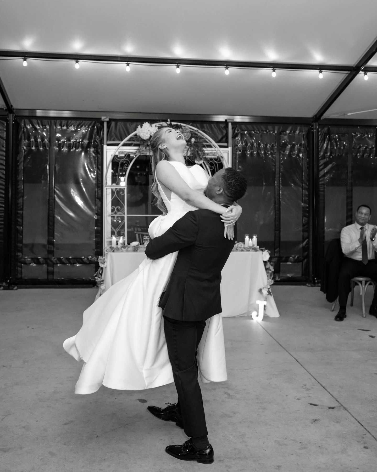 Can&rsquo;t stop won&rsquo;t stop posting reception pics in b&amp;w 🎬

@venuebouchon