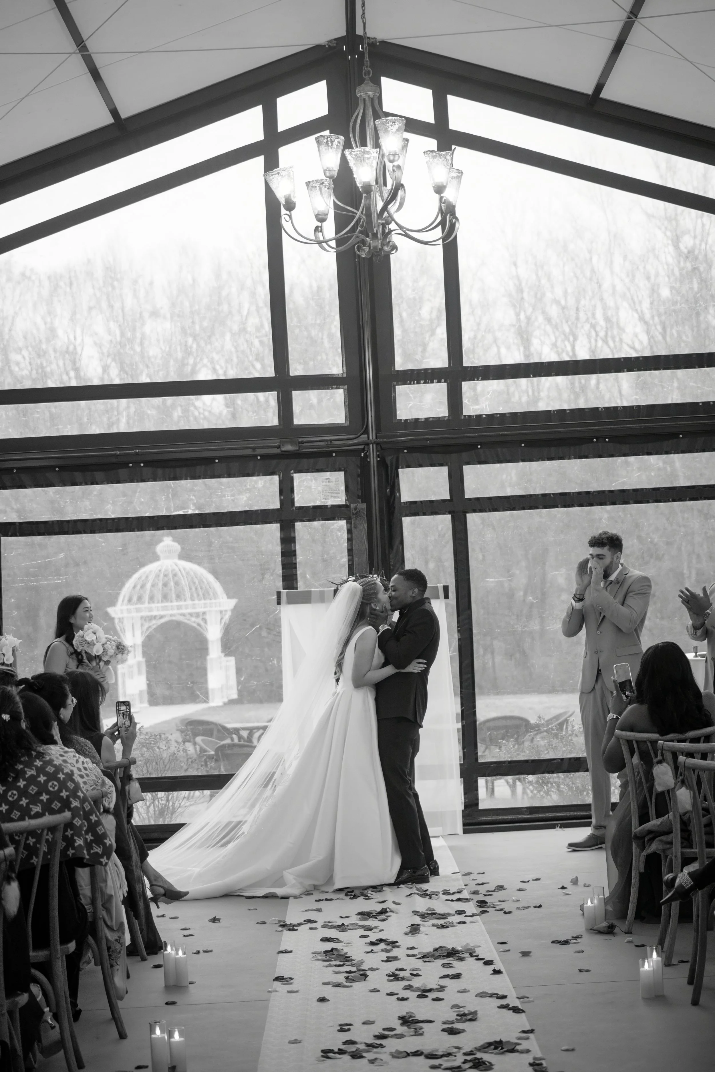 Maryland Wedding and Portrait photographer. Digital and film photographer DMV. Taneytown Maryland