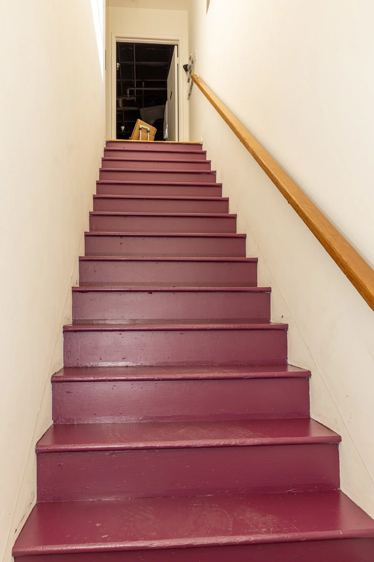 HQ Stairs2.jpg