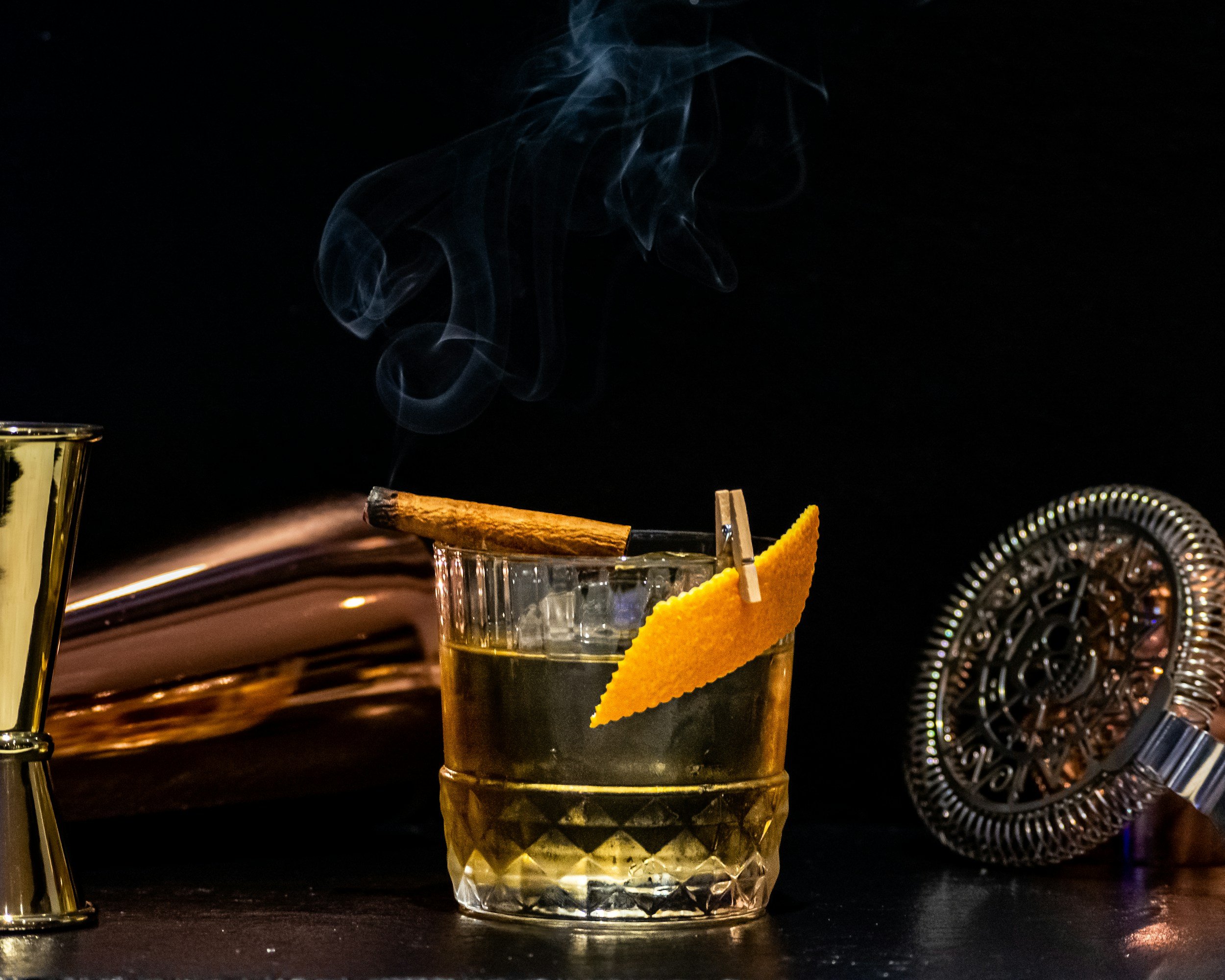 Cómo el alcohol y el tabaco afectan la salud sexual masculina