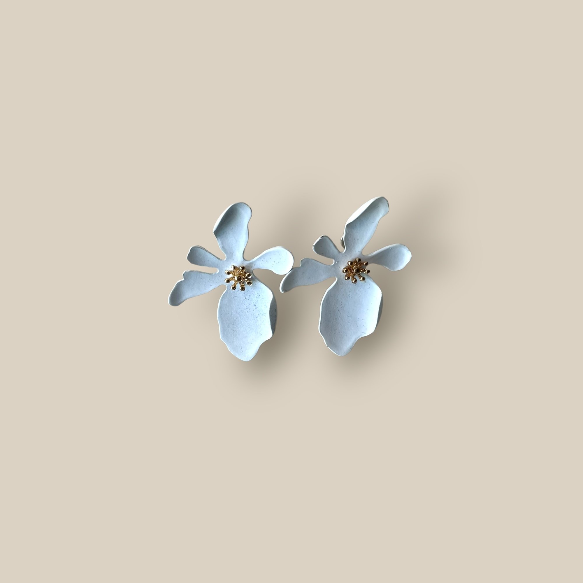 Alba Earring.jpg