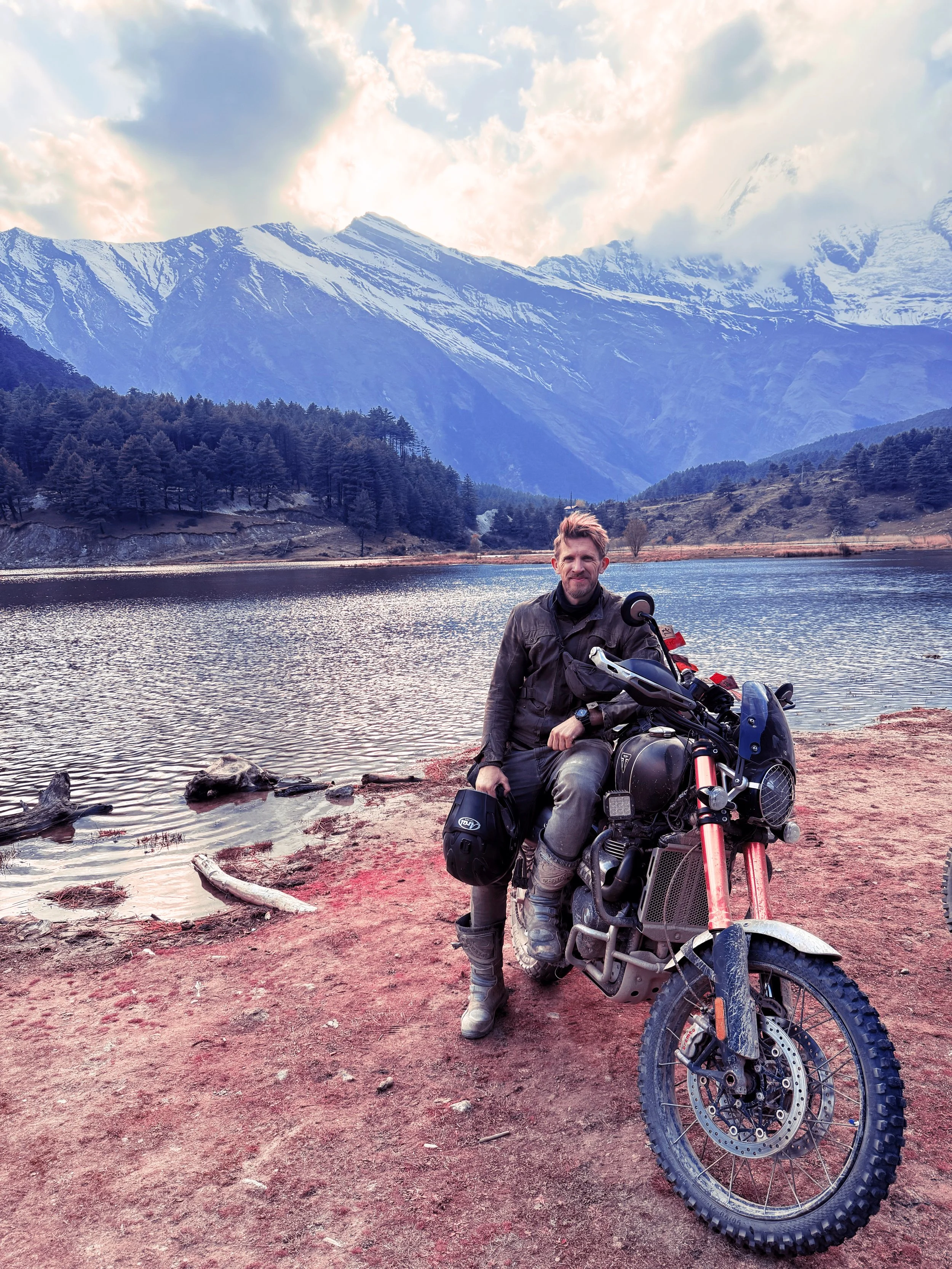 Pokhara: From the Lakes to the Hills