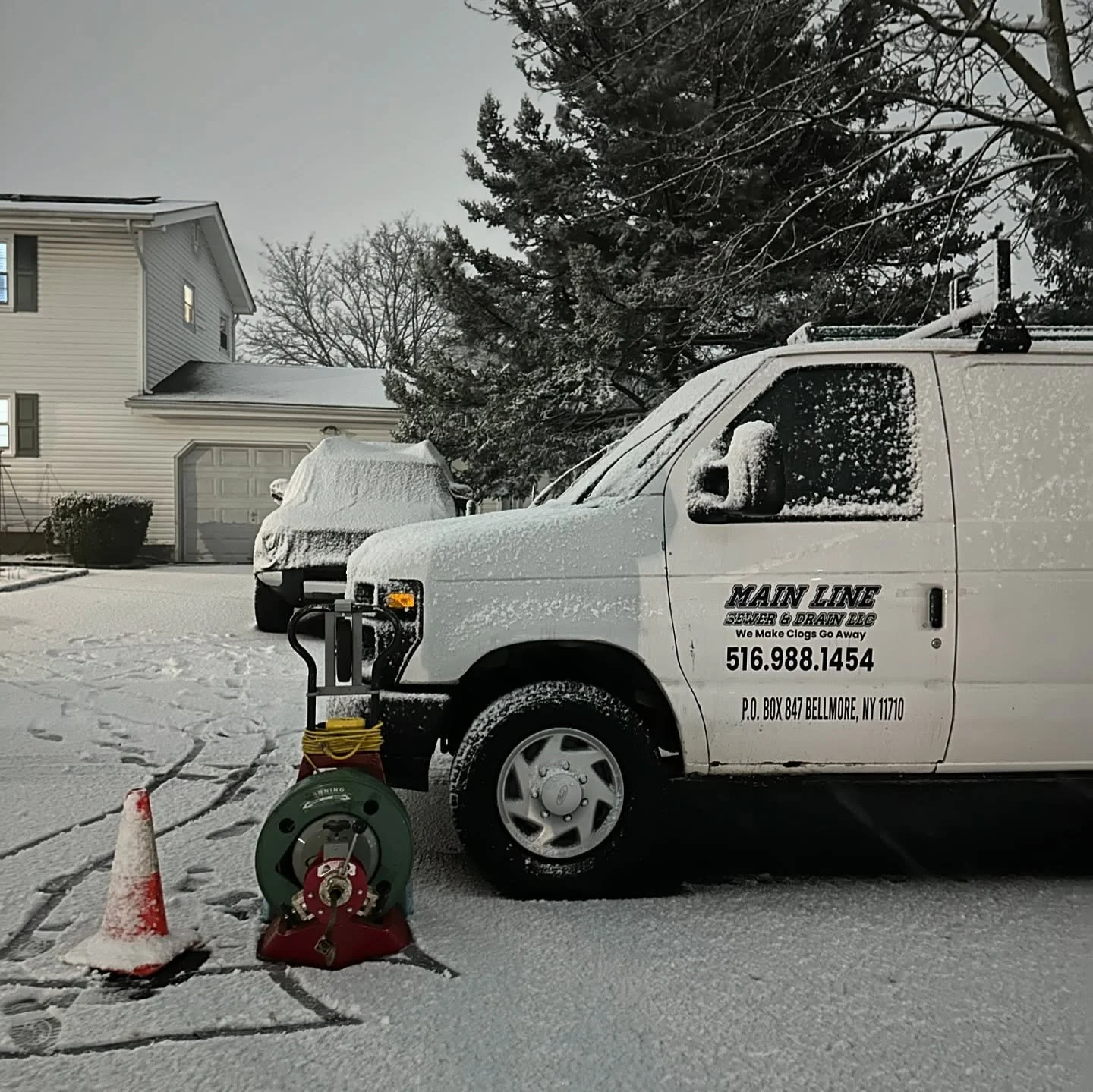 The snow won&rsquo;t stop us from doing what we do best!🏆🥶🗽 Main Line Sewer &amp; Drain LLC - Sewer &amp; Drain Specialists
@spartantool #spartantool