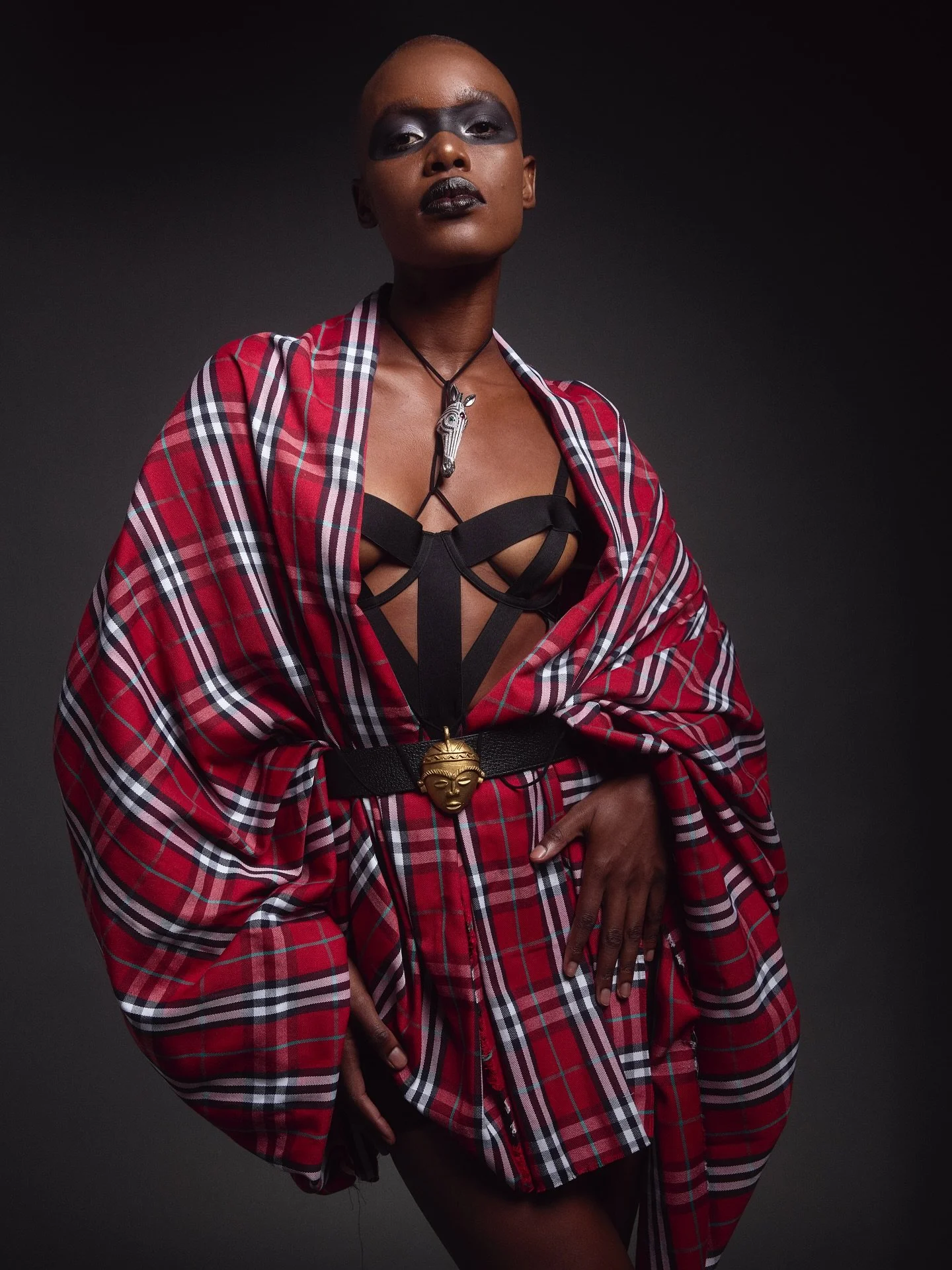 From ancestral wisdom to modern stride, The Regal Zebra walks in both worlds. It&rsquo;s heritage carved into form. It&rsquo;s a whisper from the ancestors saying: walk tall, walk proud.

Inspired by the zebra &mdash; a creature of both elegance and 