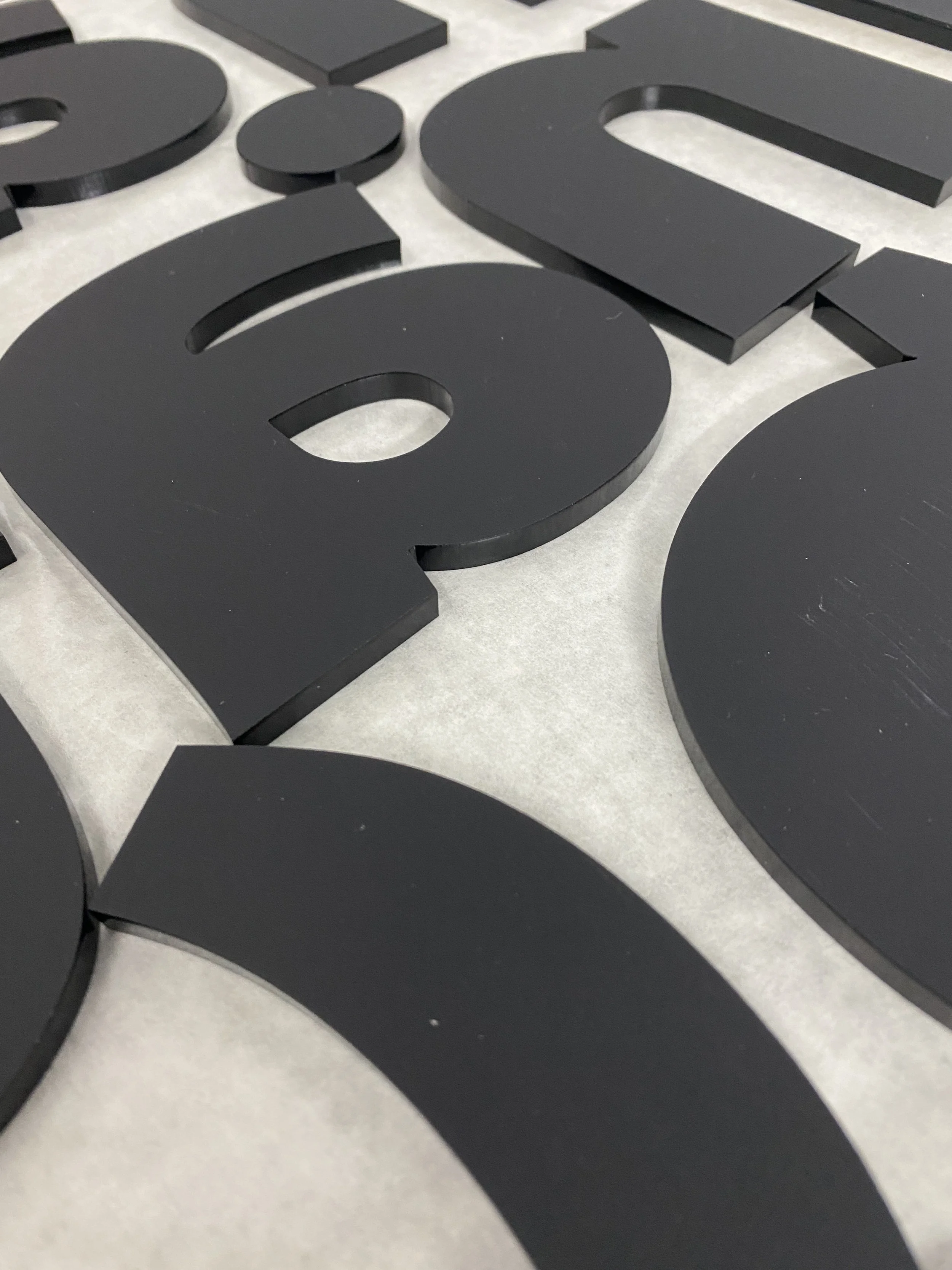 CO2 Laser cut acrylic letter edges for sign