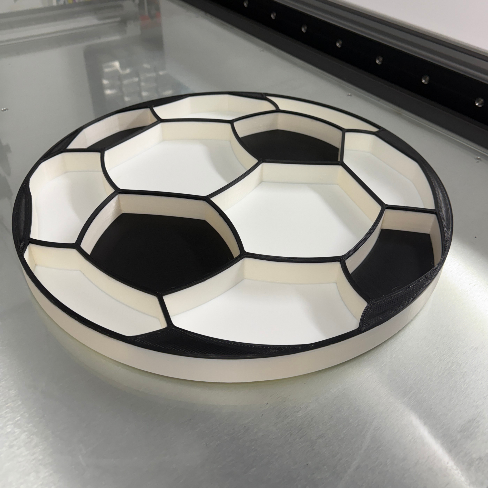 Charcuterie soccer shape on glass 3d print bed