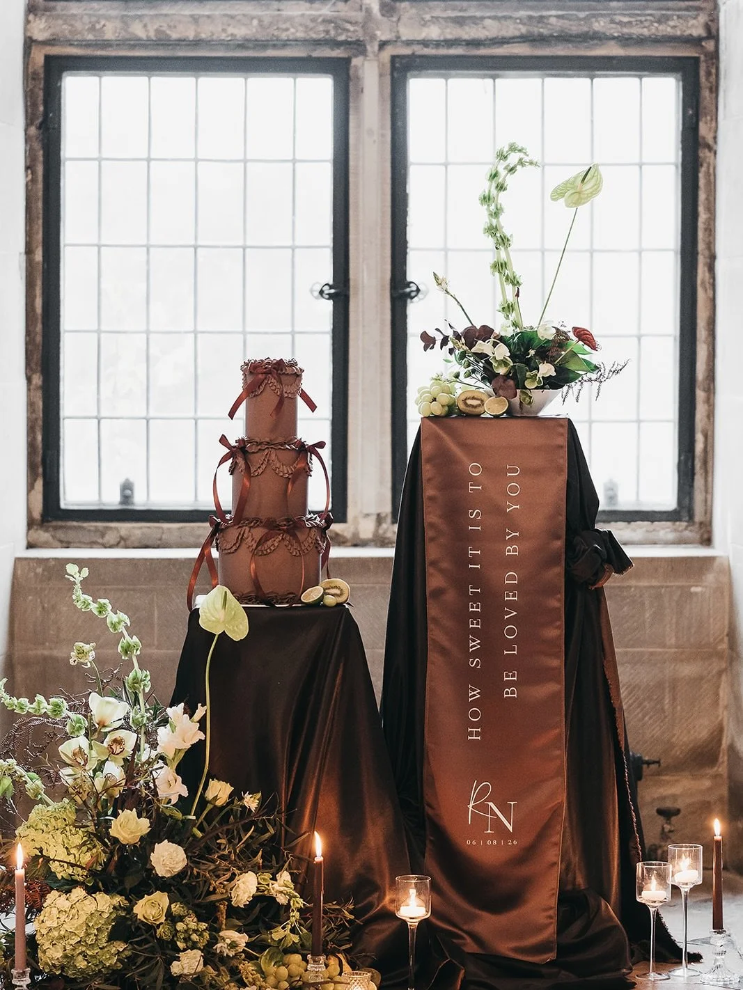 Espresso &amp; chocolate, two of my favourite things! 

This gorgeous rich brown colour palette is high on the wedding trend list for 2026. Whether it be hints of brown or a full on brown vibe, you can&rsquo;t go wrong&hellip;and why not have an all 