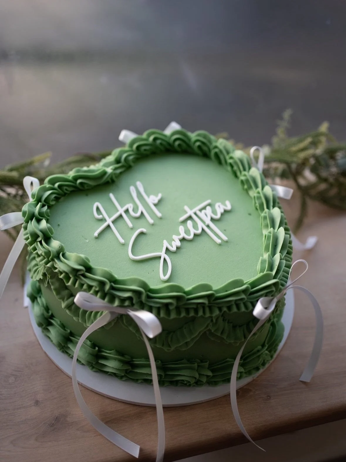 Hello!! I hope everyone had a lovely Christmas. It&rsquo;s been a very busy December with wedding cakes, trips away and I completed my last wedding of the year yesterday! I&rsquo;ve very much neglected my socials, but I am back and I have loads of co