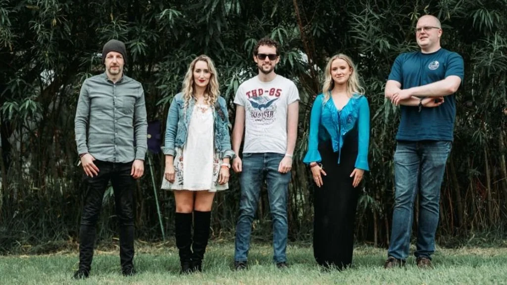 Lore and Serenata Choir Performance