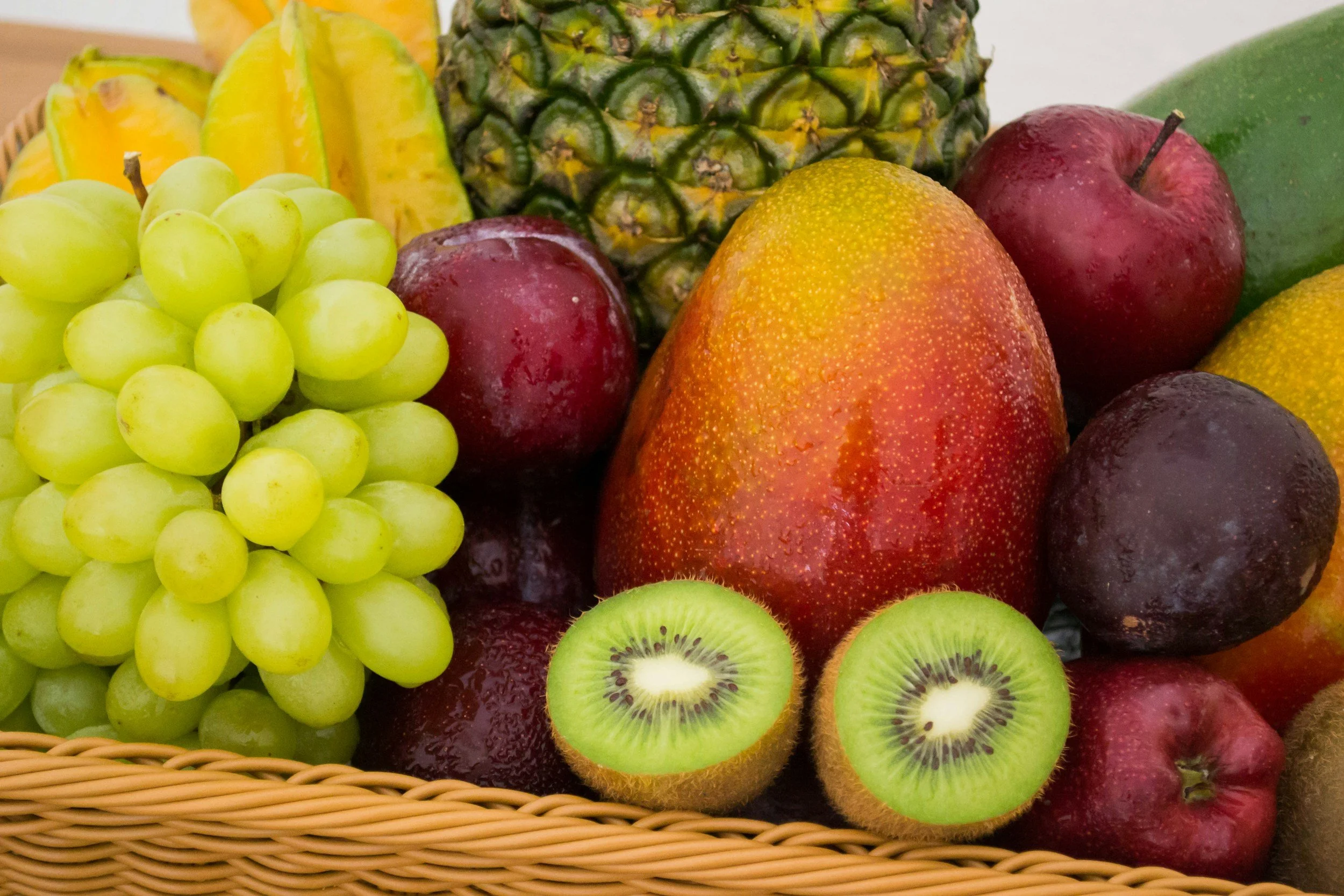 Skip the Rainbow: How Fructose Drives Liver Fat and Insulin Resistance