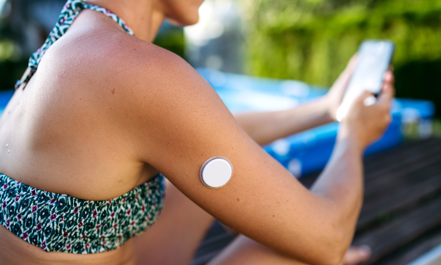 What a Continuous Glucose Monitor Actually Shows You on a Low Carb Diet