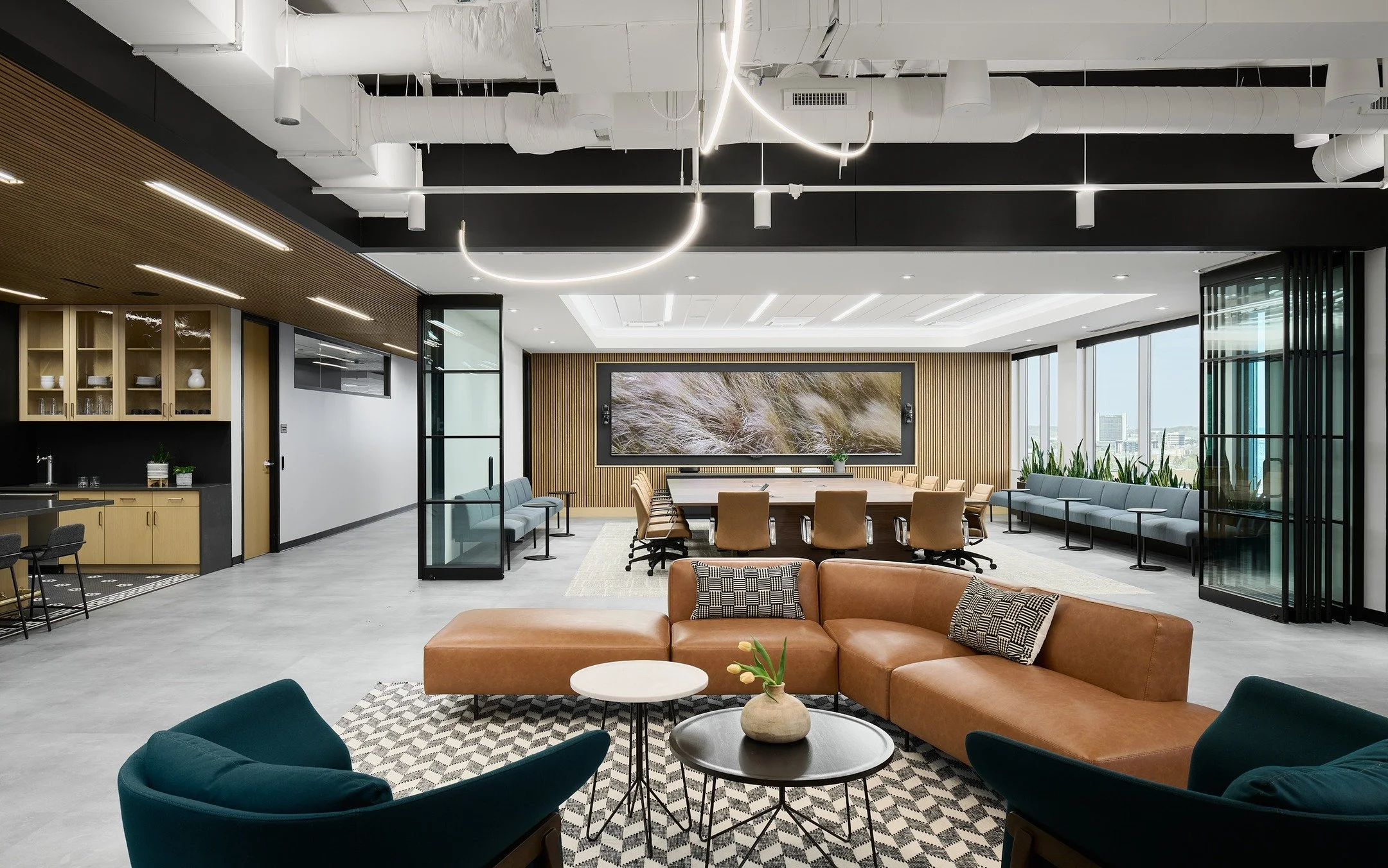 We are in love with this conference room's demountable wall!

We were so thrilled to add this unique touch to the vRad office. Whether the wall is open or closed, it instantly elevates the space.

Thank you to our incredible project team: @esgarch_de