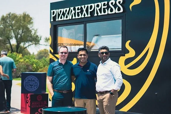 Pizza Express Unveils Expandable Food Truck in Dubai’s Dining Scene