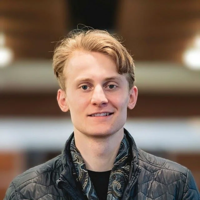 12-Edward-min.jpg