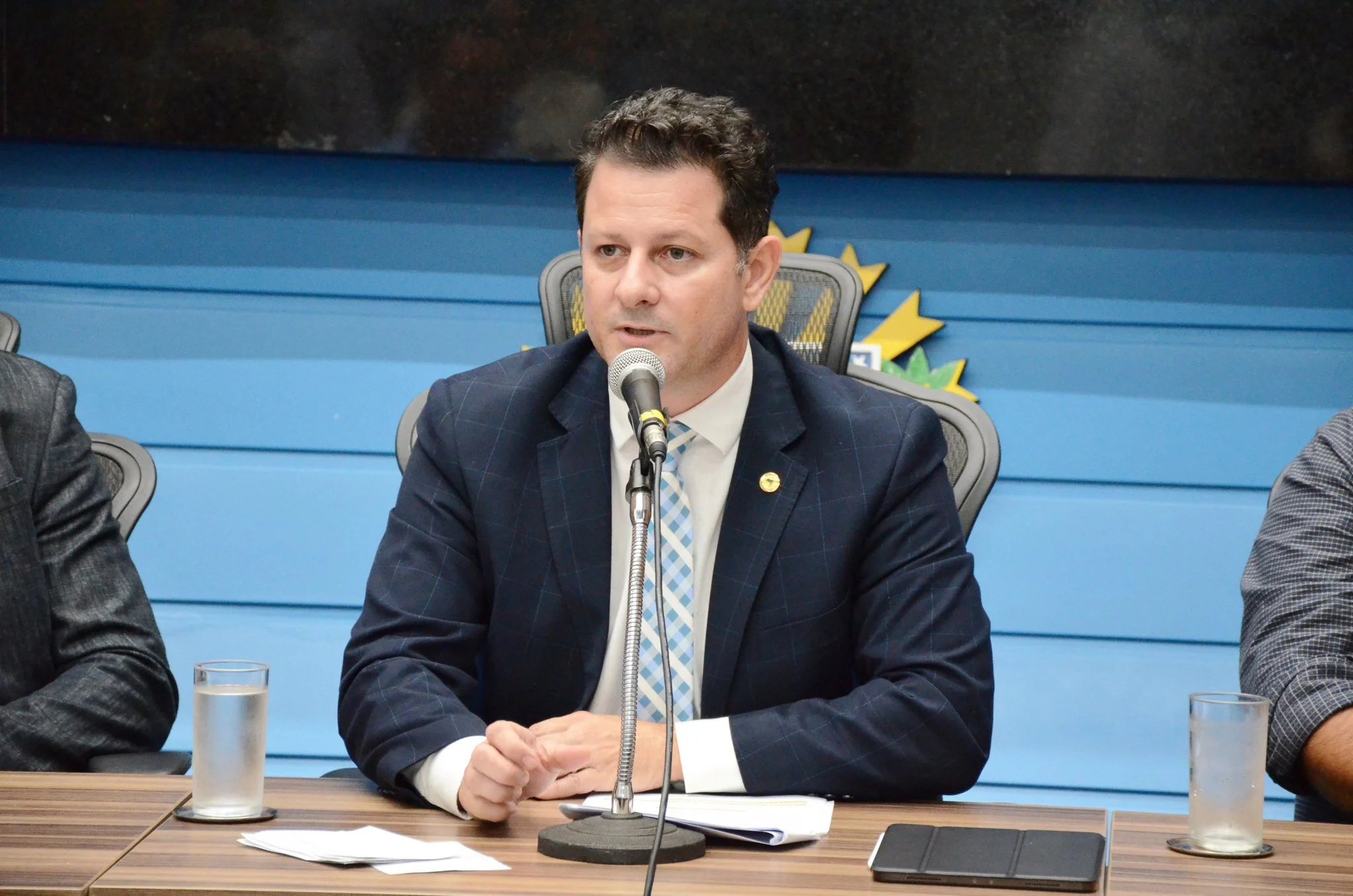 Frente Parlamentar propõe inclusão de leite produzido em MS na merenda escolar 