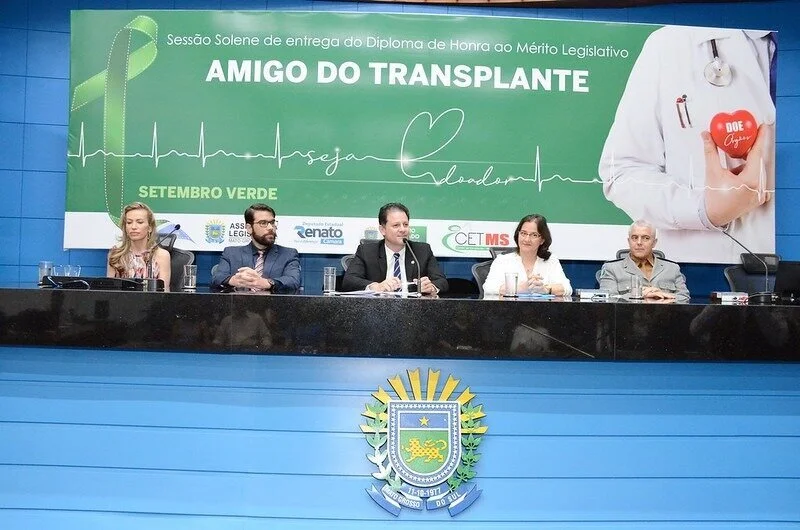 “Amigos do Transplante” são homenageados na ALEMS