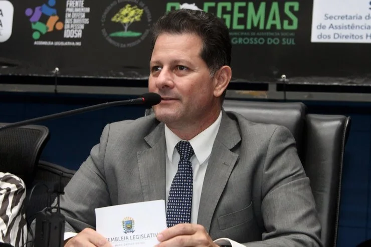 Membros da Frente Parlamentar de Avicultura tomam posse nesta terça-feira